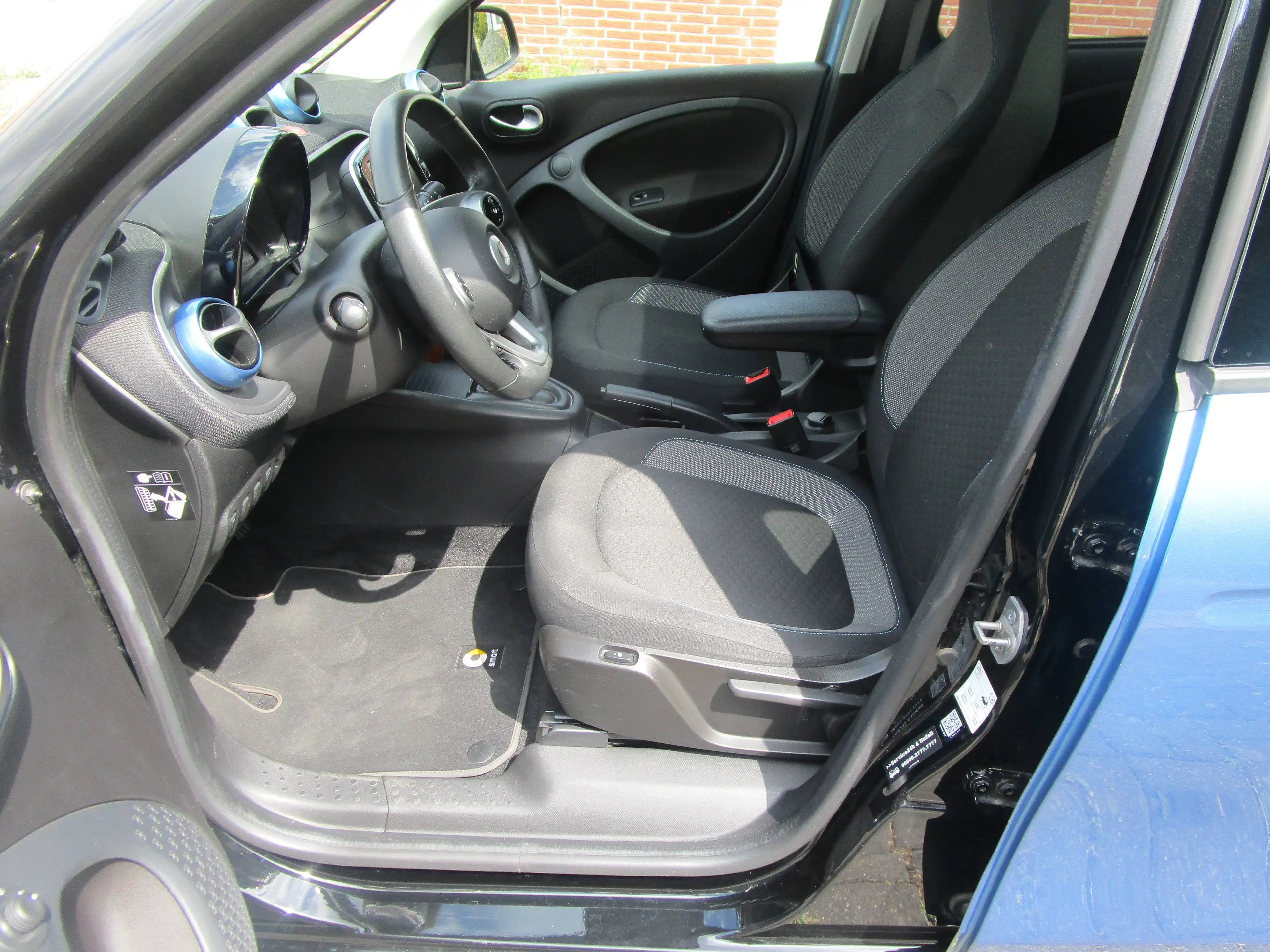 smart forFour electric drive/EQ+22KW+LED+Pano+Tempomat+Kamera+SHZ — photo 10