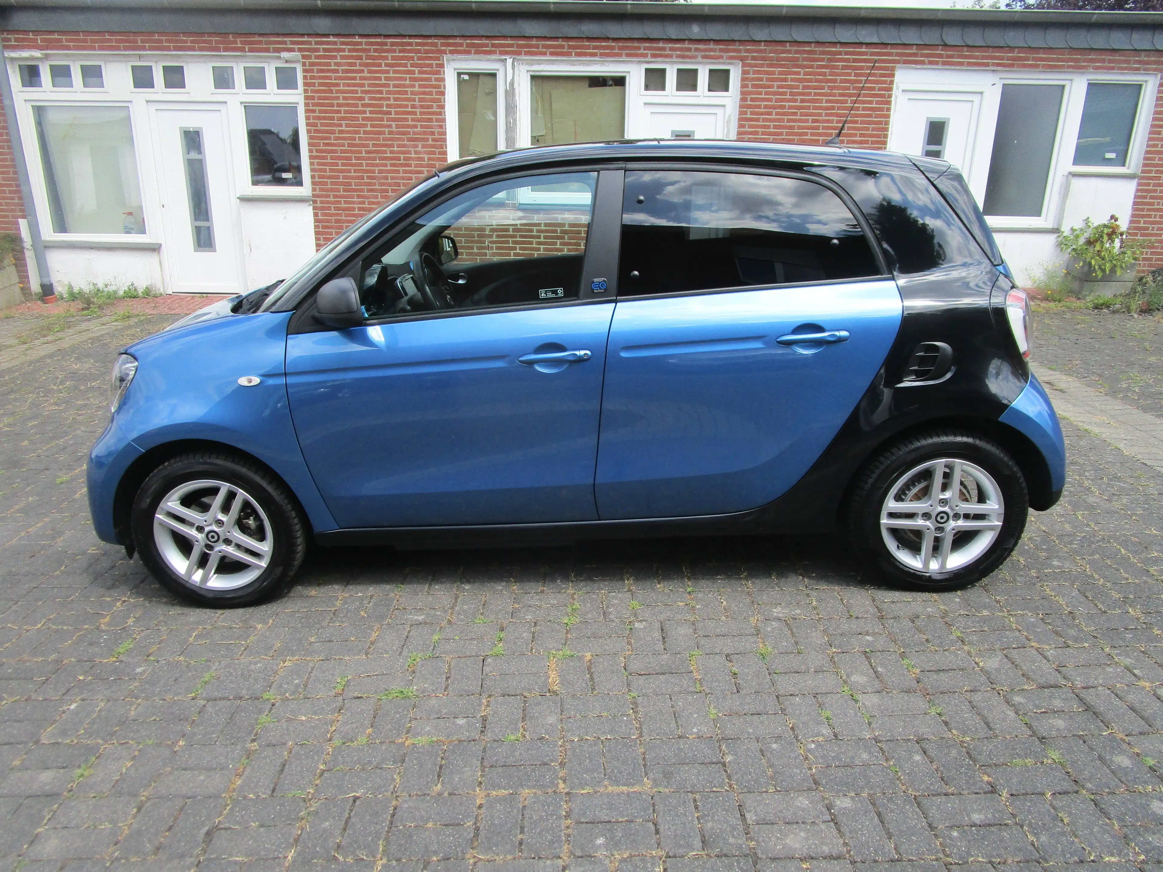 smart forFour electric drive/EQ+22KW+LED+Pano+Tempomat+Kamera+SHZ — photo 6