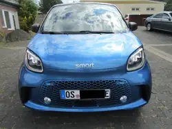 Smart ForFour electric drive/EQ+22KW+LED+Pano+Tempomat+Kamera+SHZ