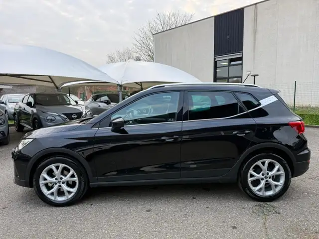 Seat Arona view 8