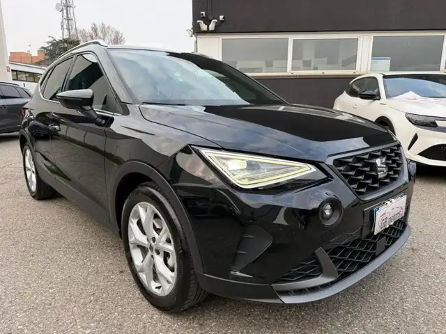 Seat Arona view 4