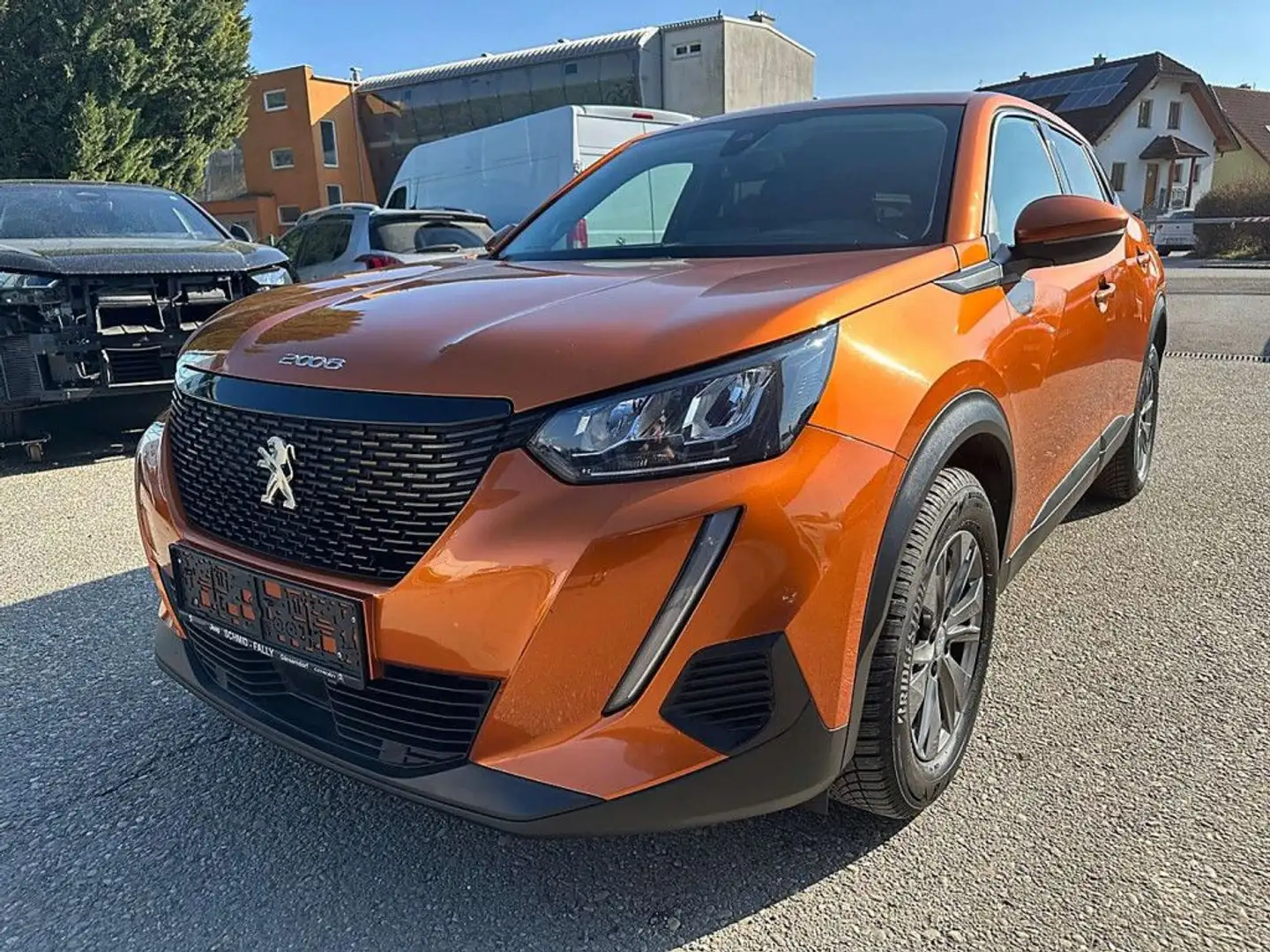 Peugeot 2008 PureTech 100 S&S Active Pack 6-Gang-Manuell Orange - 1
