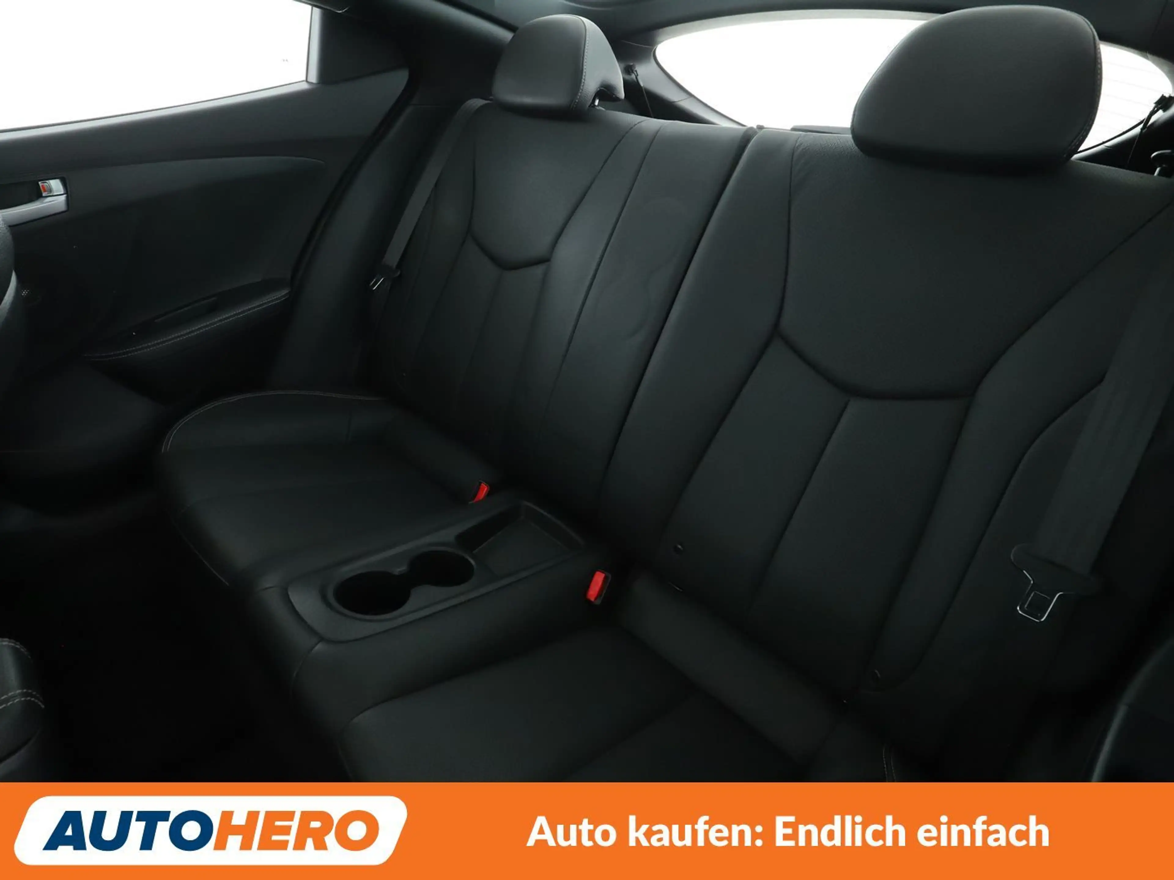 Hyundai VELOSTER 1.6 TGDI Premium *NAVI*XENON*TEMPO*PDC*SHZ*ALU* — photo 14
