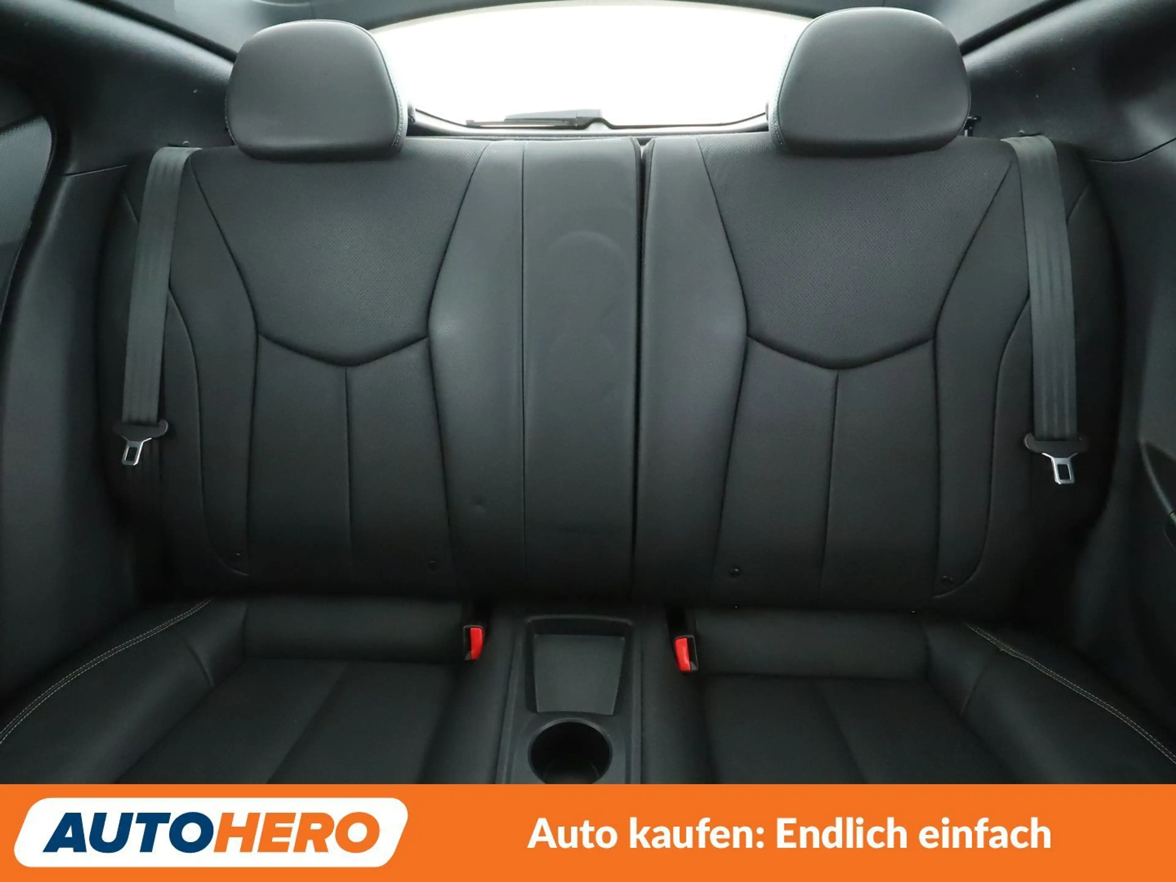 Hyundai VELOSTER 1.6 TGDI Premium *NAVI*XENON*TEMPO*PDC*SHZ*ALU* — photo 15
