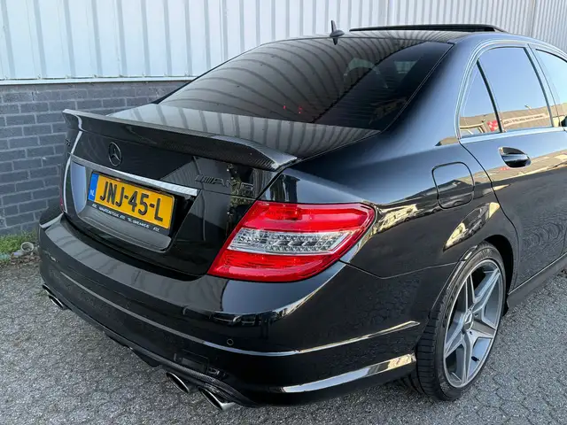 Mercedes-Benz C-Class view 7