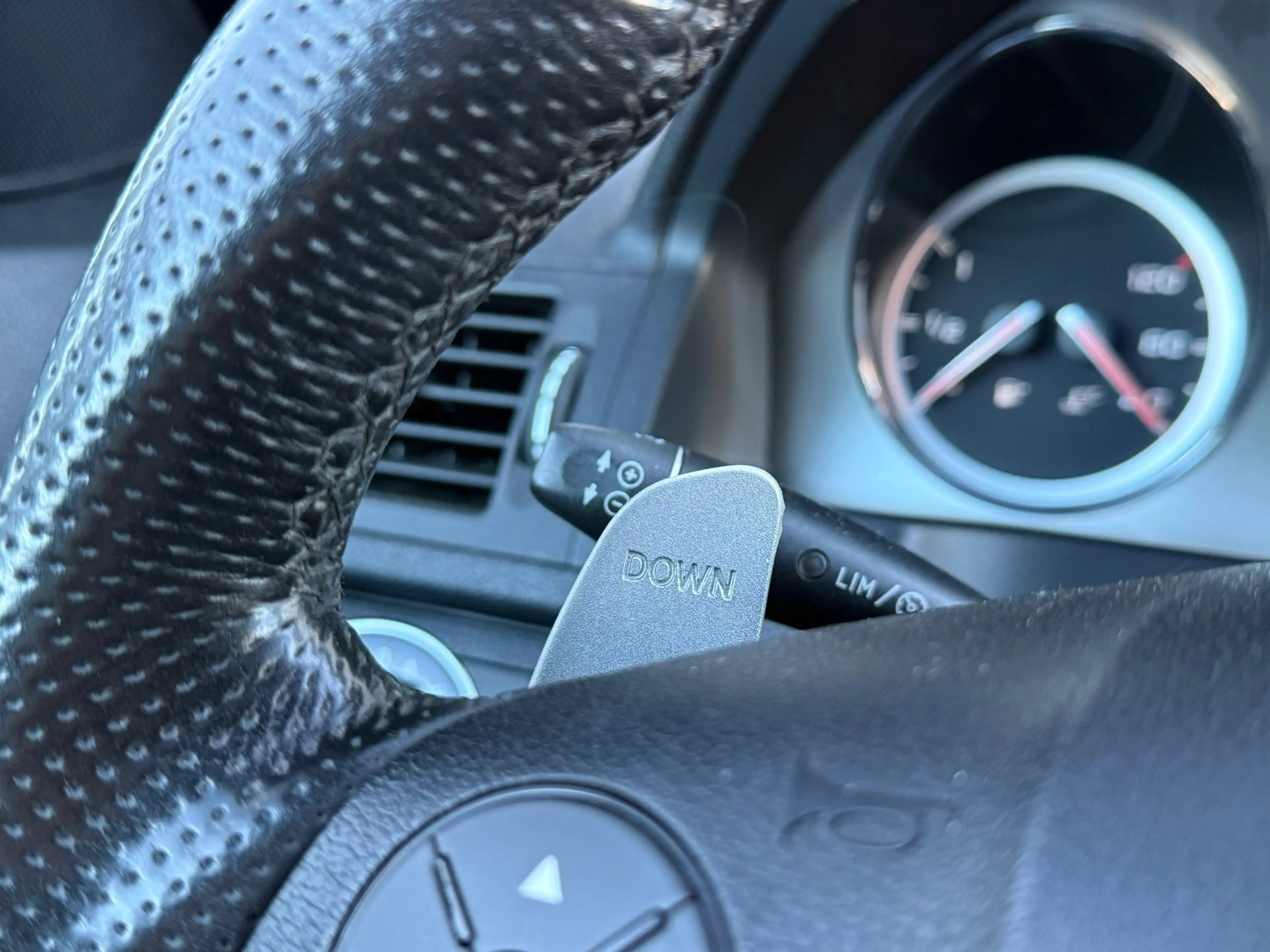 Mercedes-Benz C 63 AMG Pano Leder Memory Xenon Camera — photo 12
