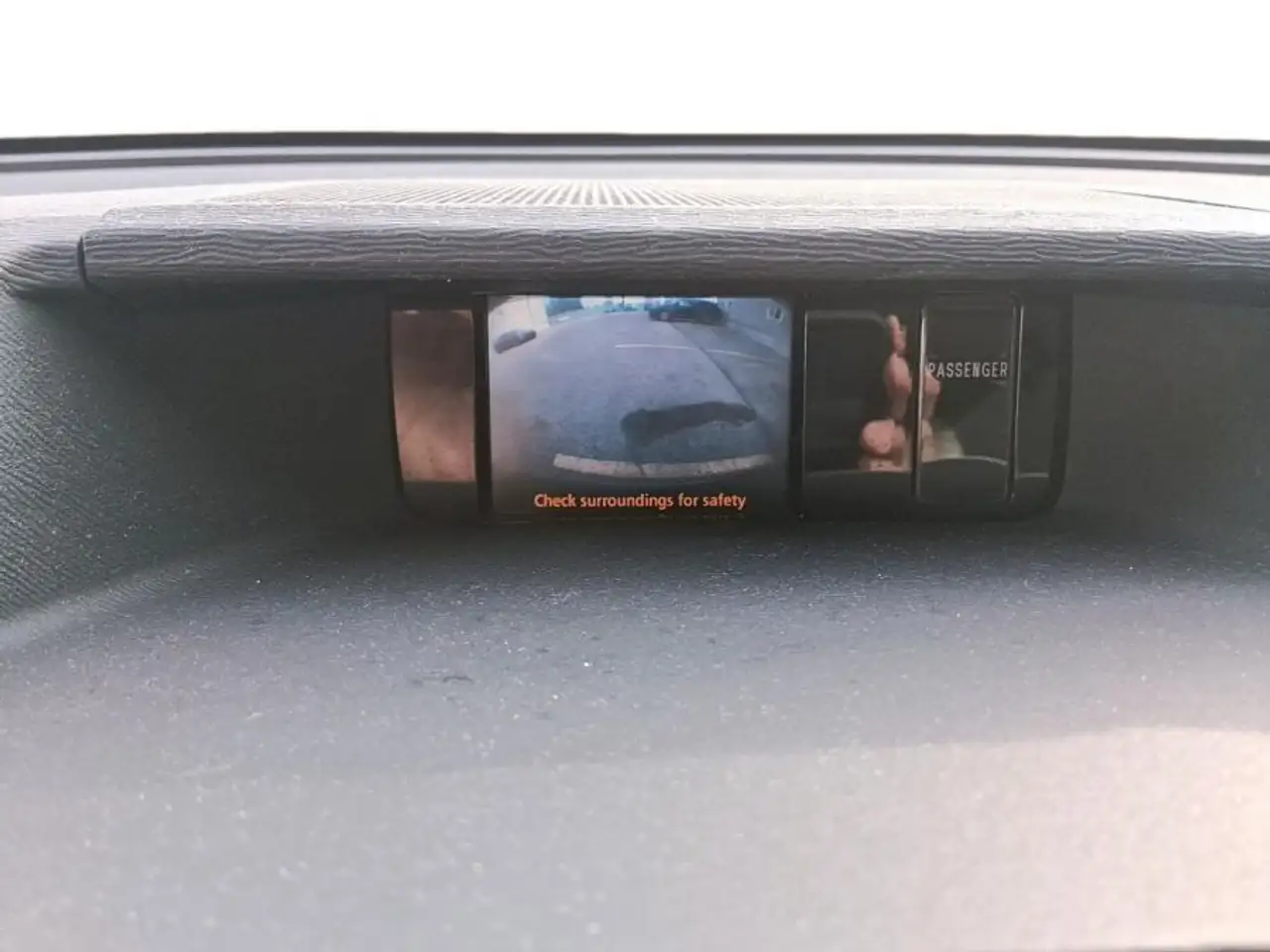 Toyota Sienna снимка Toyota Sienna