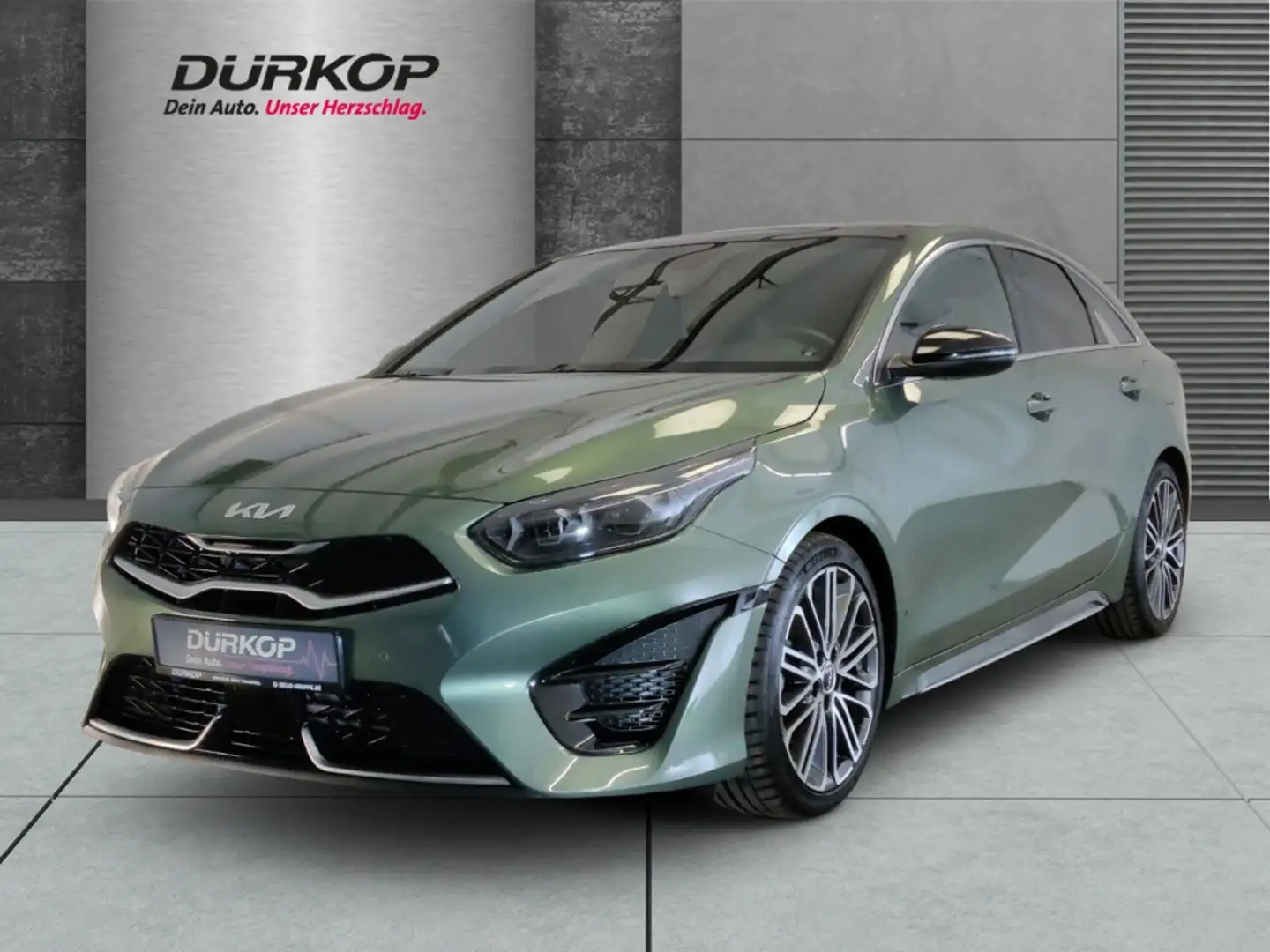 Kia ProCeed / pro_cee'd 1.5 T GT-Line Automatik Navigation Leder Klimaauto Grün - 1