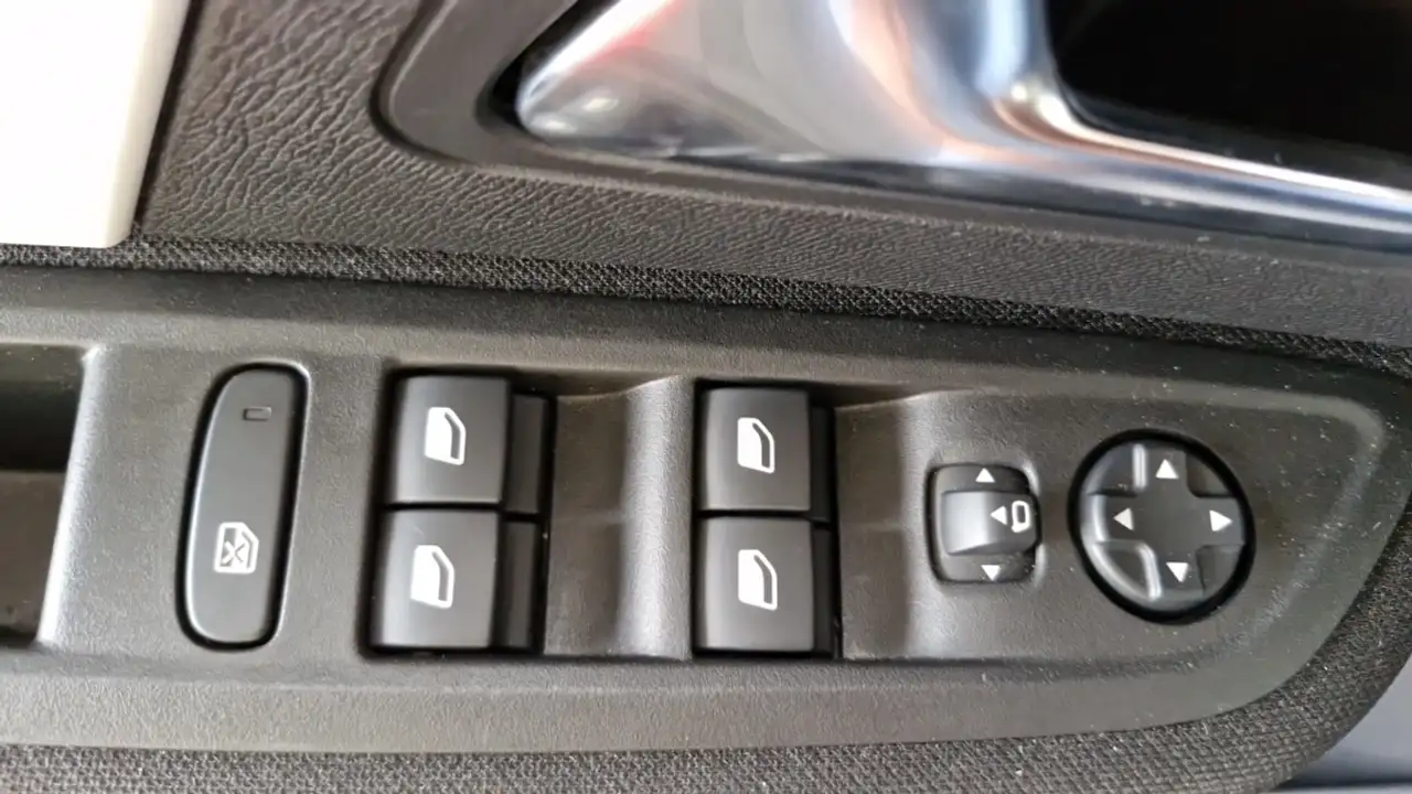 Citroen C4 Berline — photo 23