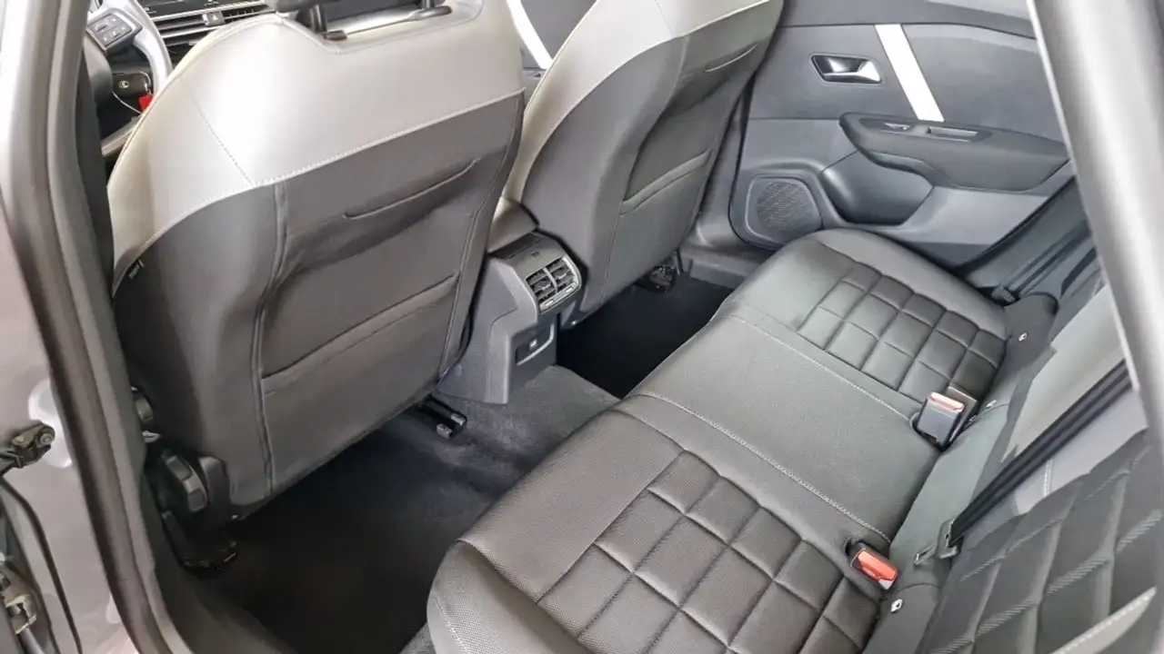 Citroen C4 Berline — photo 25