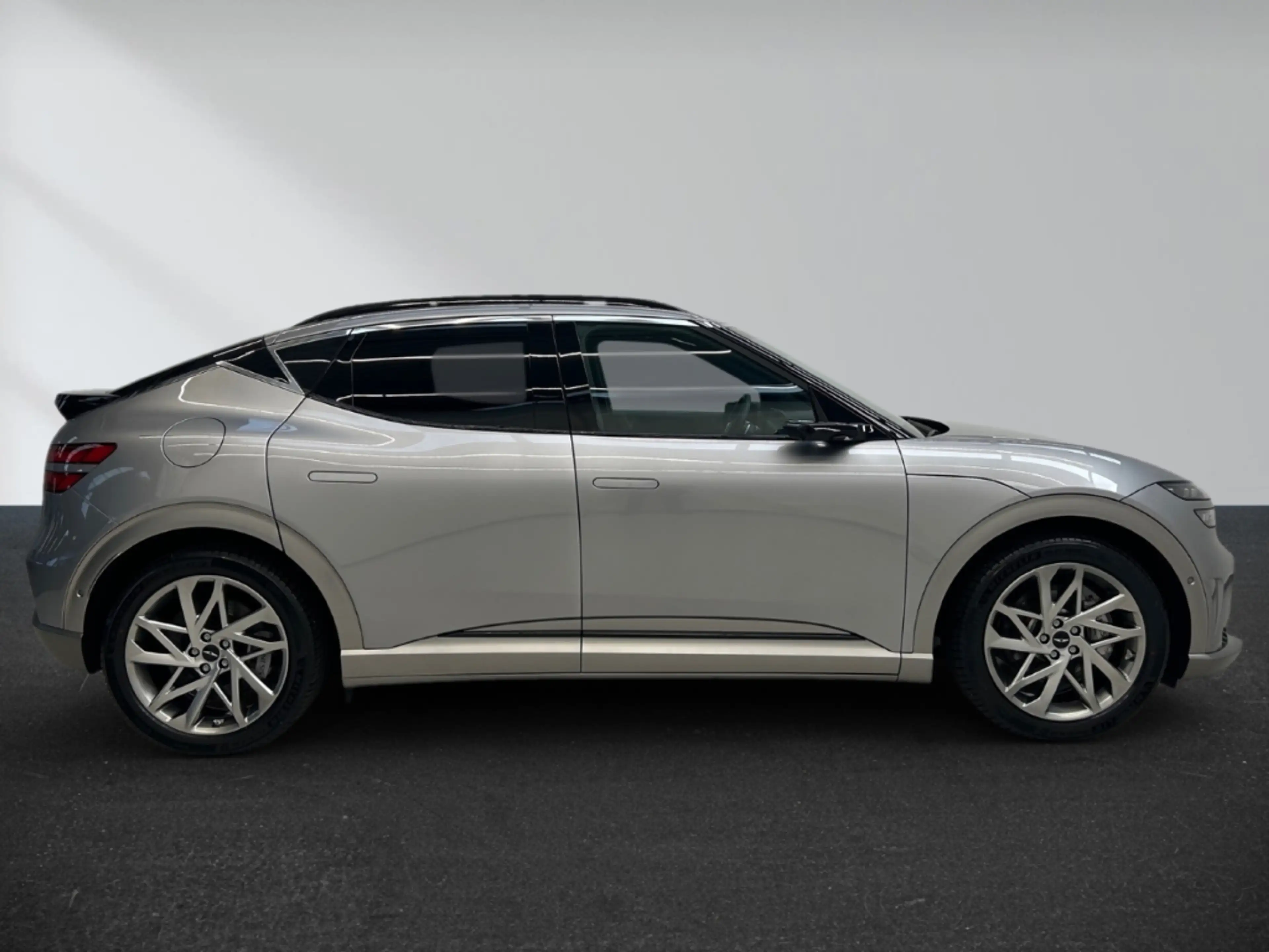 Genesis GV60 Sport Elektro 4WD Panorama Memory Sitze Soundsyste — photo 5