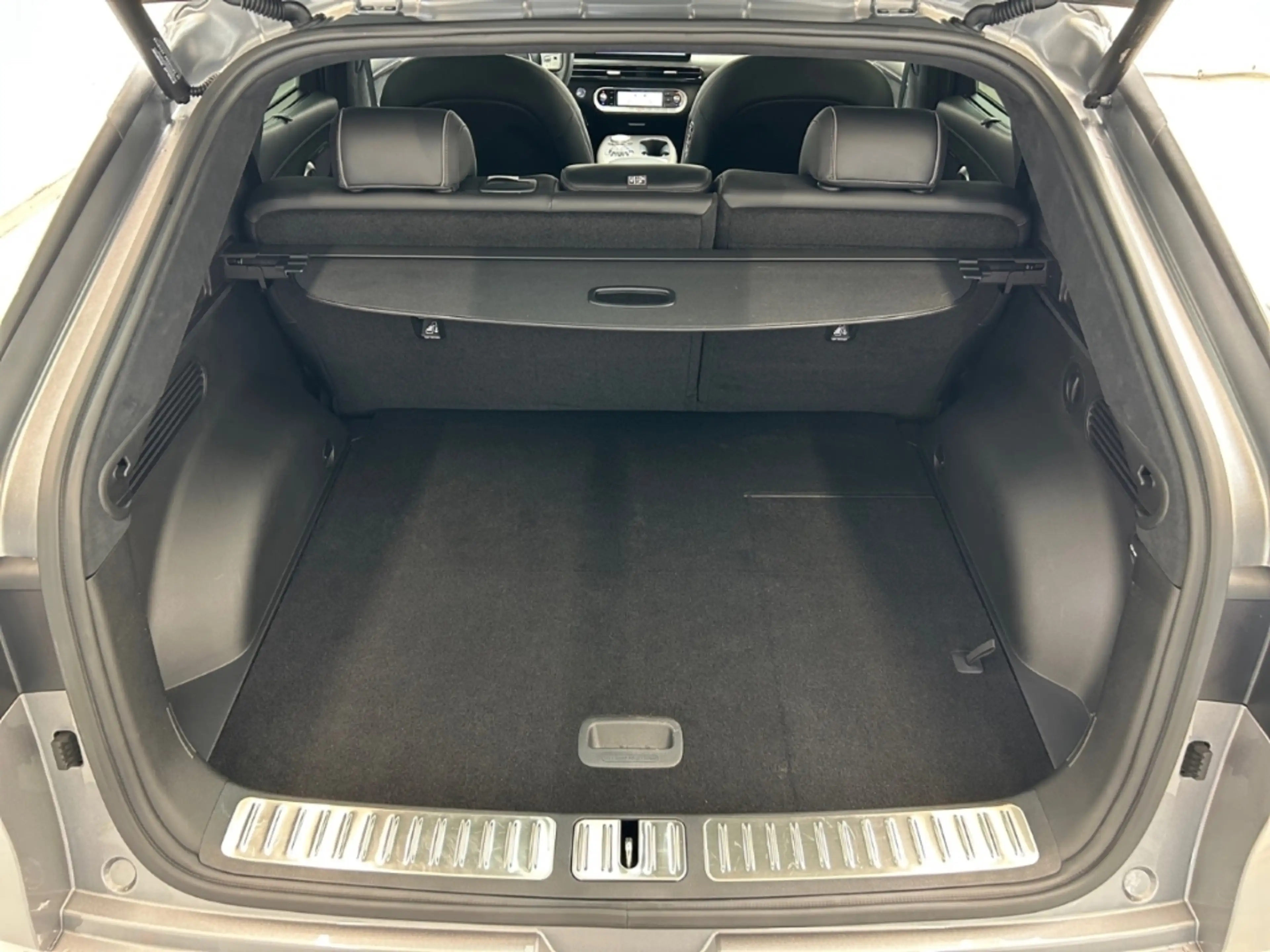 Genesis GV60 Sport Elektro 4WD Panorama Memory Sitze Soundsyste — photo 15