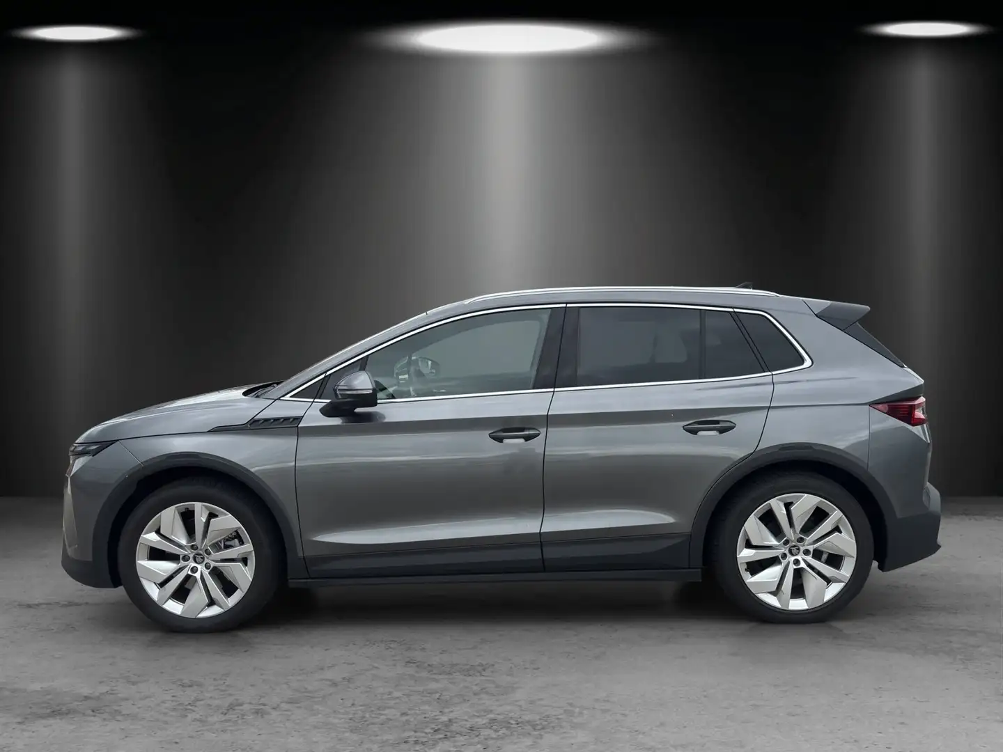 Skoda Elroq 85 Alpha 82 kWh 210 kW/AHK/LED/NAVI/360G Šedá - 2