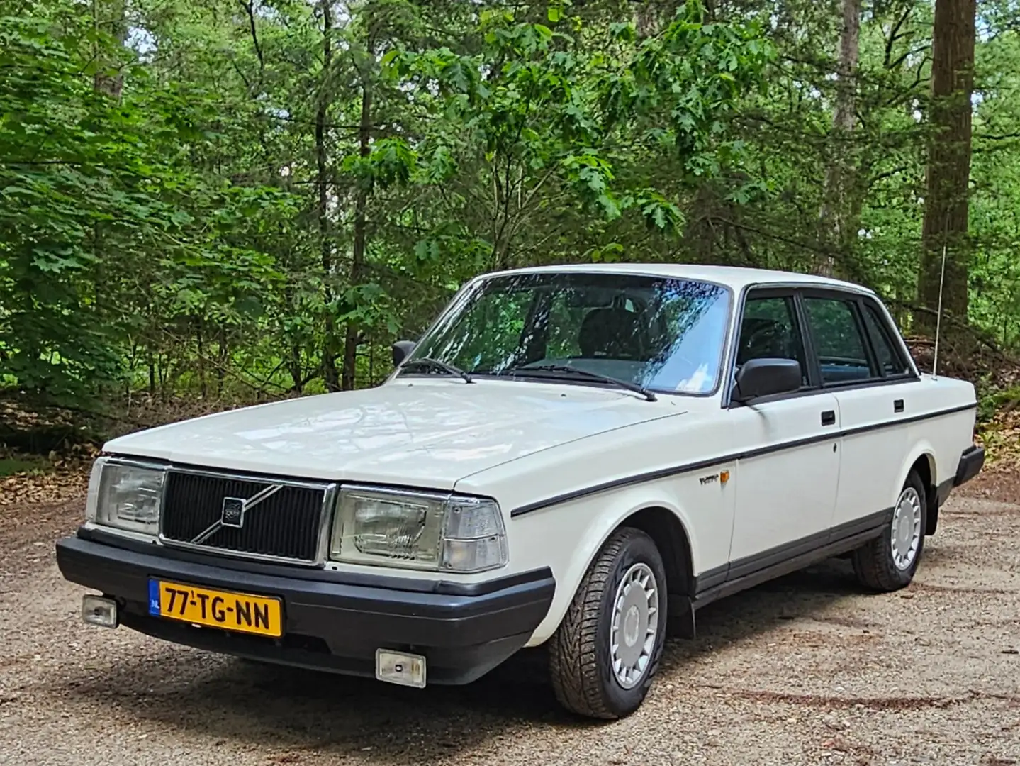 Volvo 240 240 2.0 DL Wit - 1
