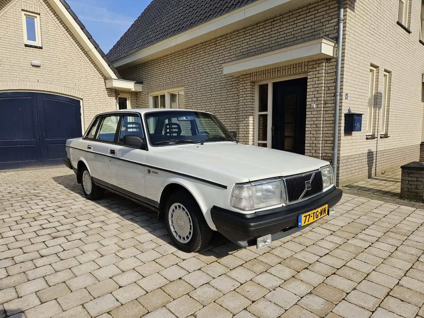 Volvo 240 240 2.0 DL Wit - 2