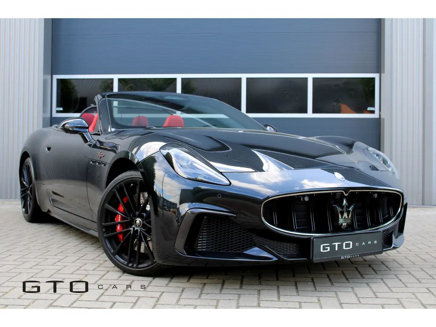 Maserati GranCabrio Trofeo Sport Design/Comfort Pack/HUD/Sonus Faber/S Negro - 1