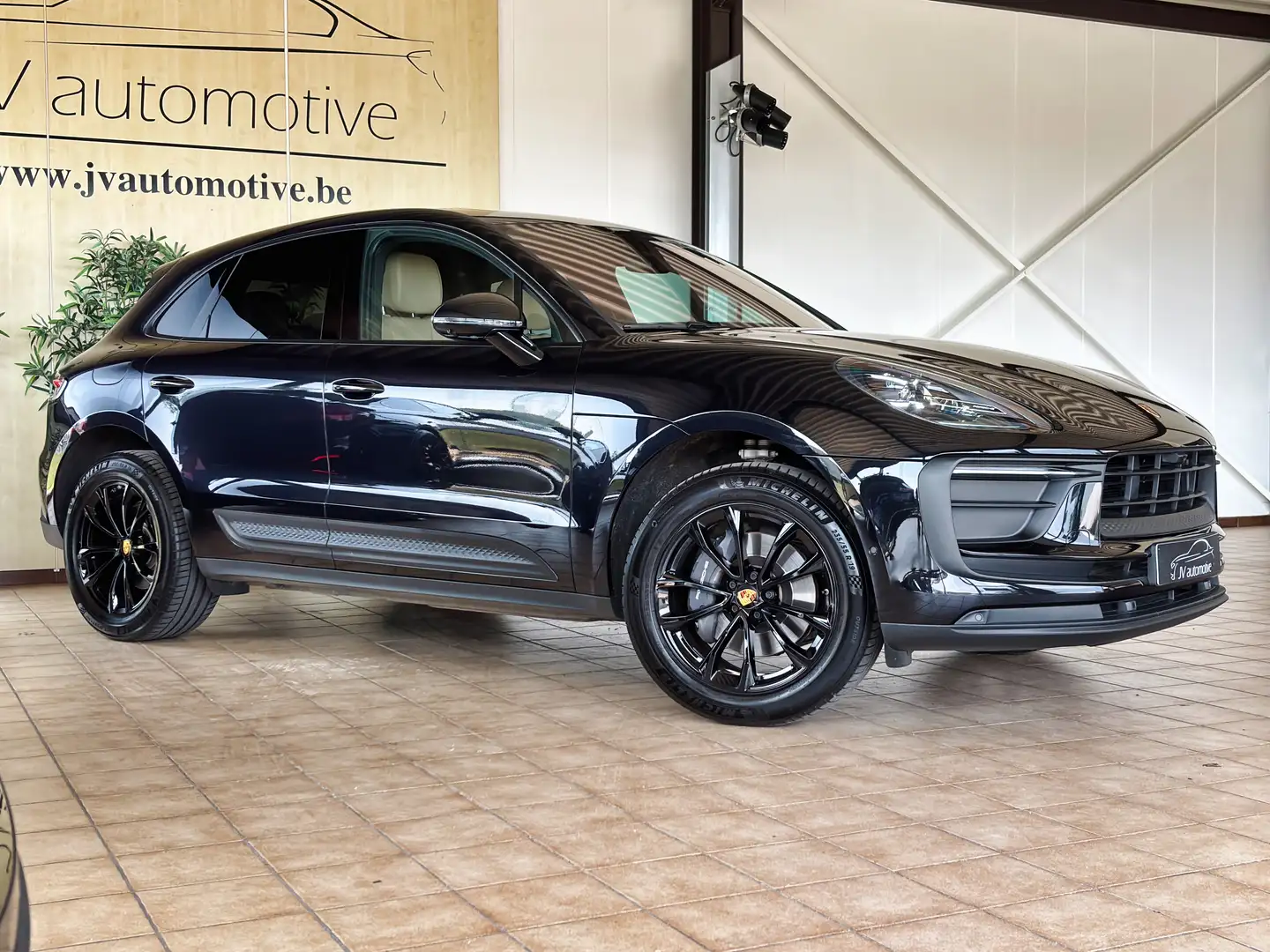 Porsche Macan 2.0 Turbo PDK * PANO * 360° CAMERA * Negro - 2
