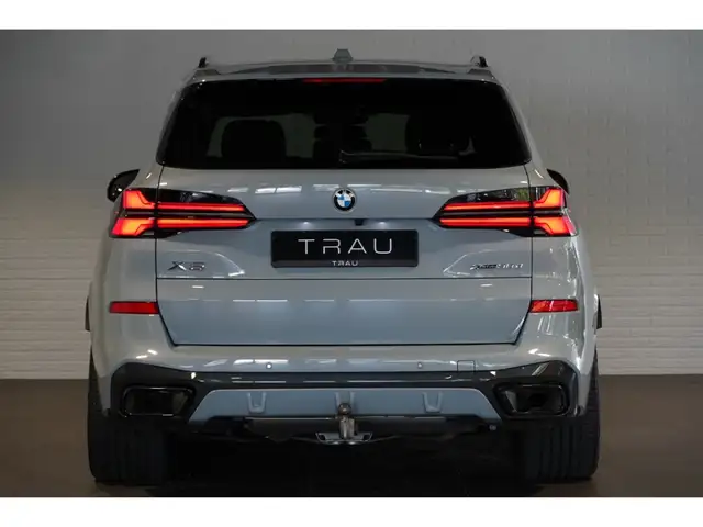 BMW X5 X5 view 5