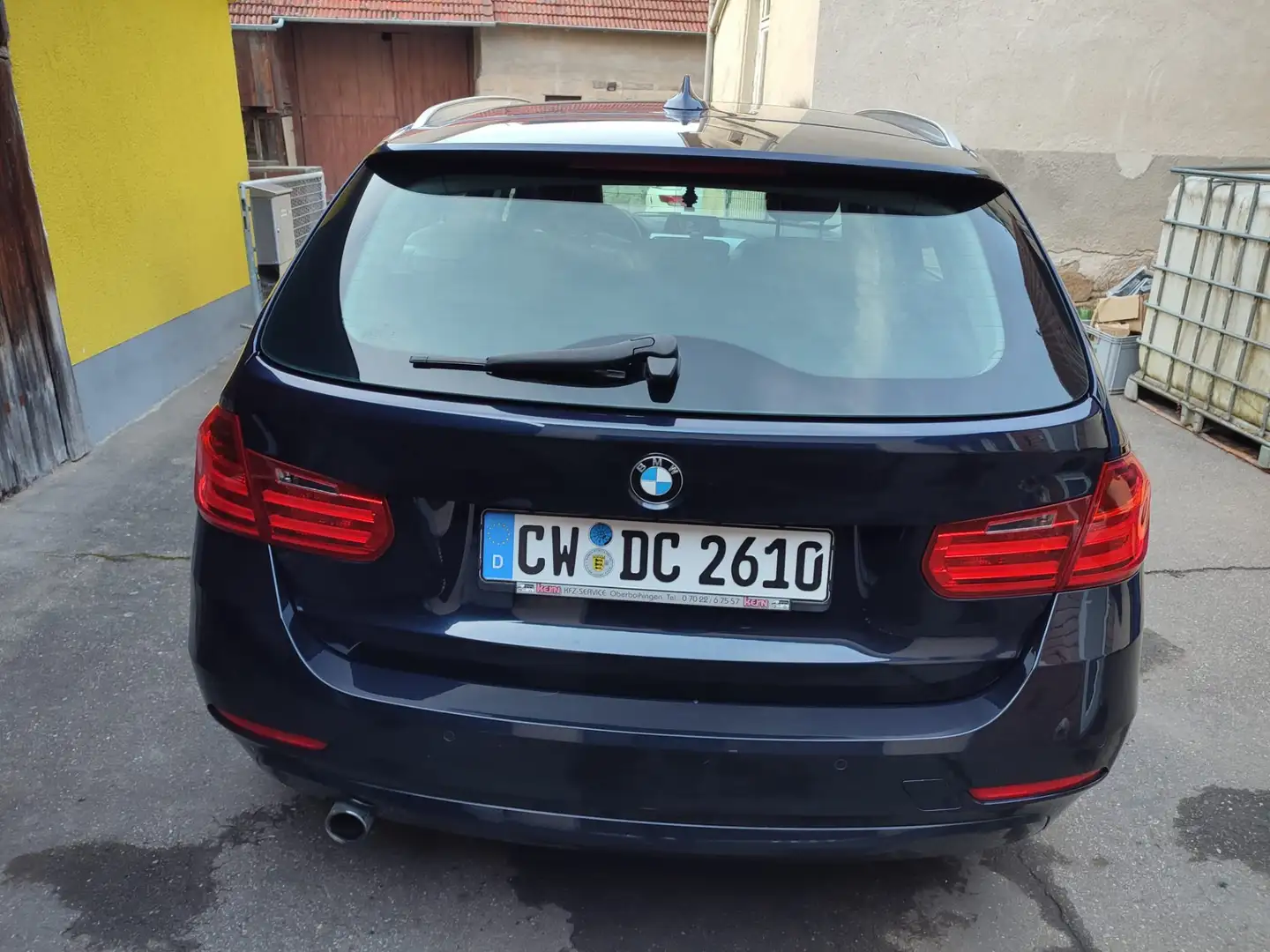 BMW 320 320d Touring Business auto - 2