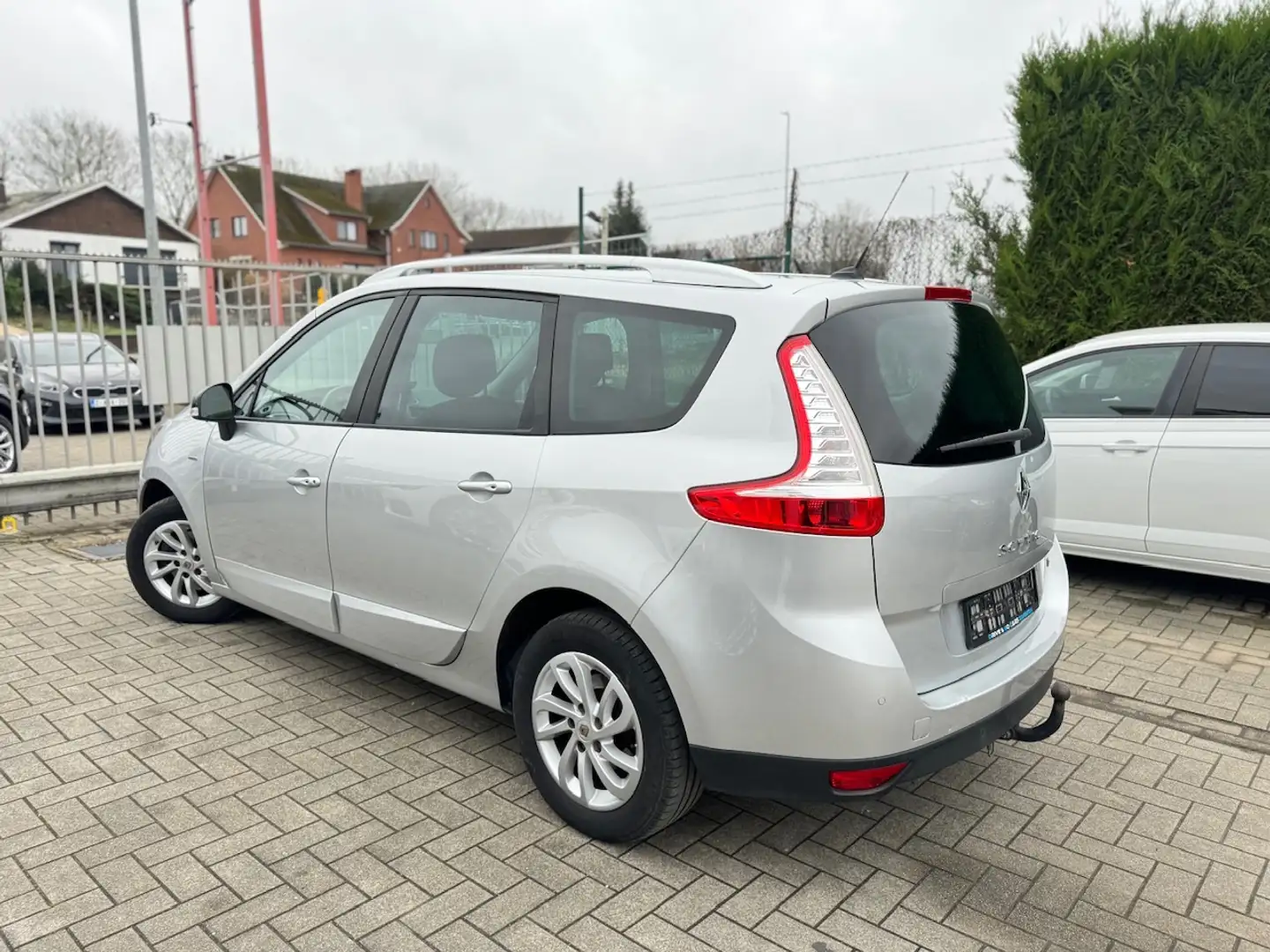 Renault Grand Scenic Energy TCe - 7PL - Navi ** 1 JAAR GARANTIE ** !! Argent - 2