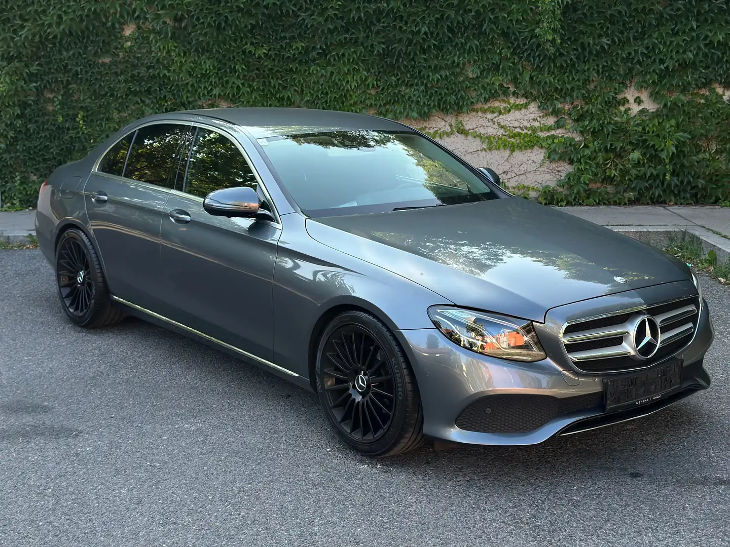Mercedes-Benz E 220 E 220d Avantgarde Grigio - 2