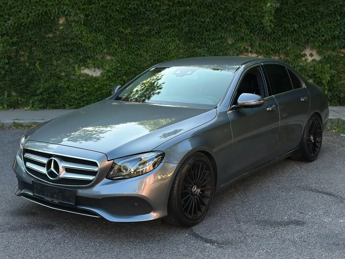 Mercedes-Benz E 220 E 220d Avantgarde Grigio - 1