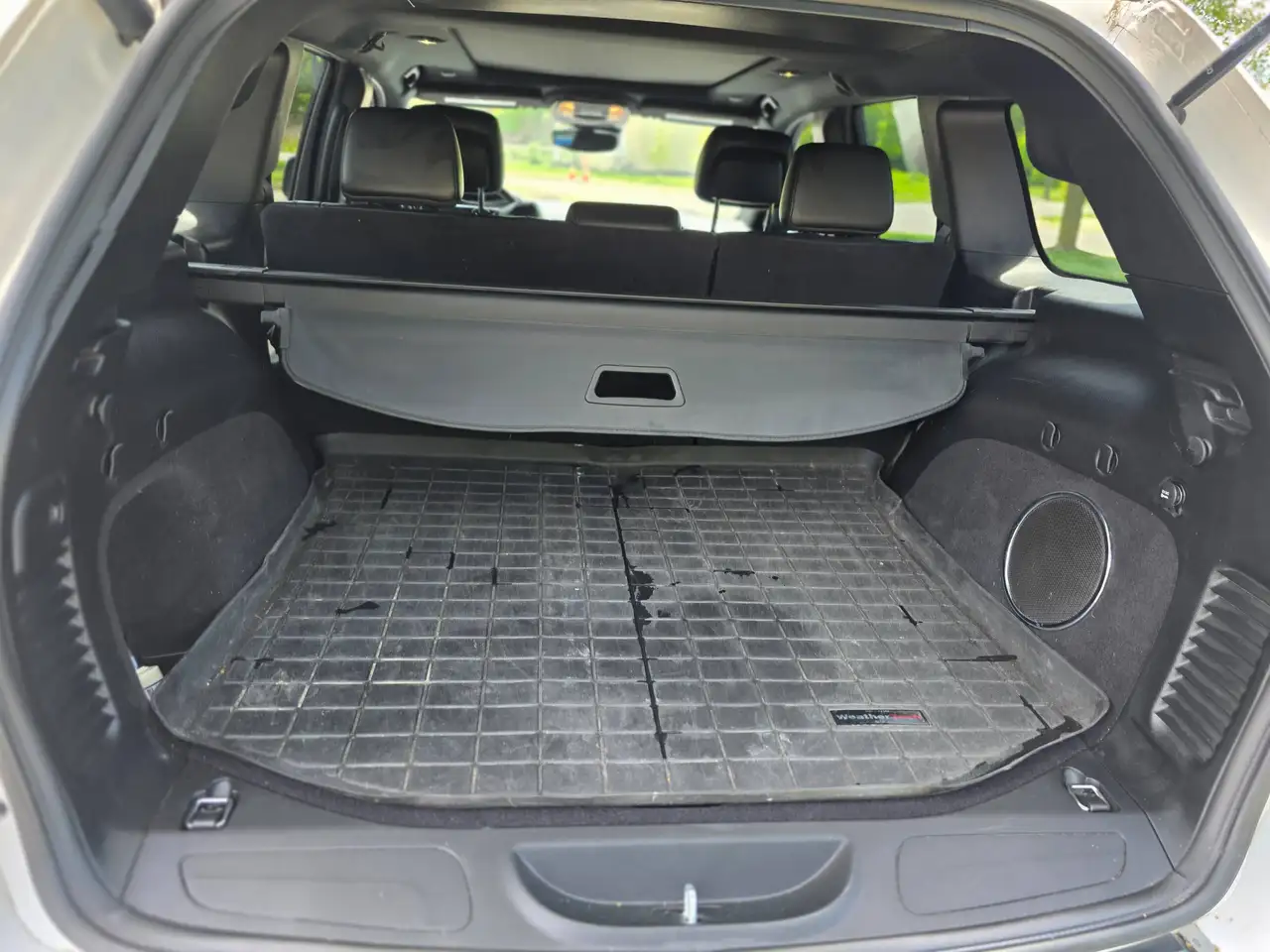 Jeep Grand Cherokee снимка Jeep Grand Cherokee