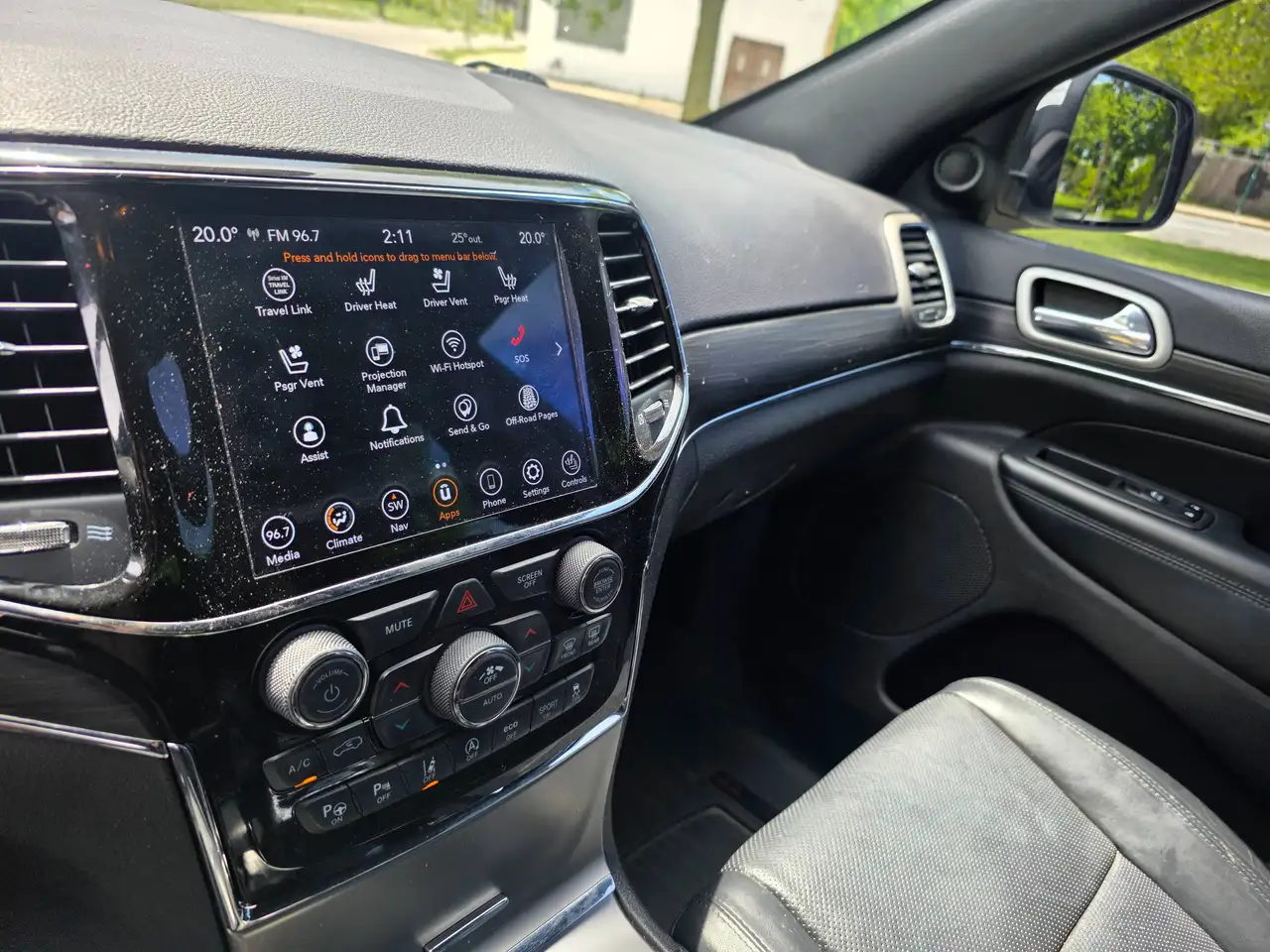 Jeep Grand Cherokee снимка Jeep Grand Cherokee