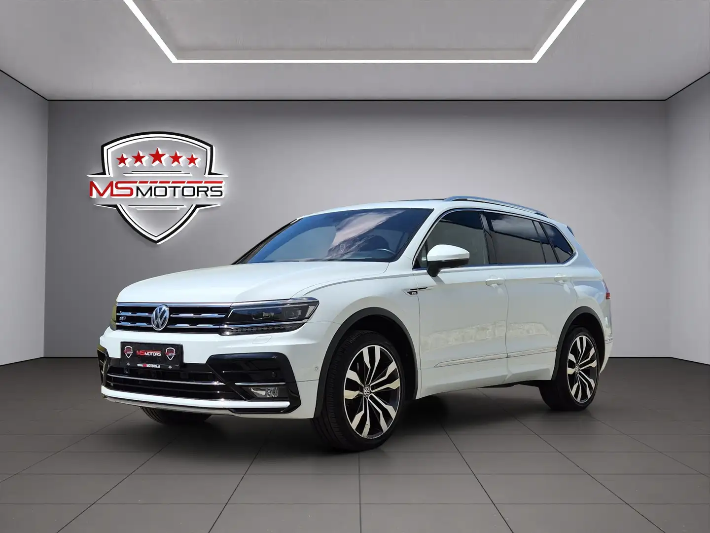 Volkswagen Tiguan Allspace 4Motion*R-LINE*7 SITZER*PANO*HEAD UP*1.BESITZ Weiß - 1
