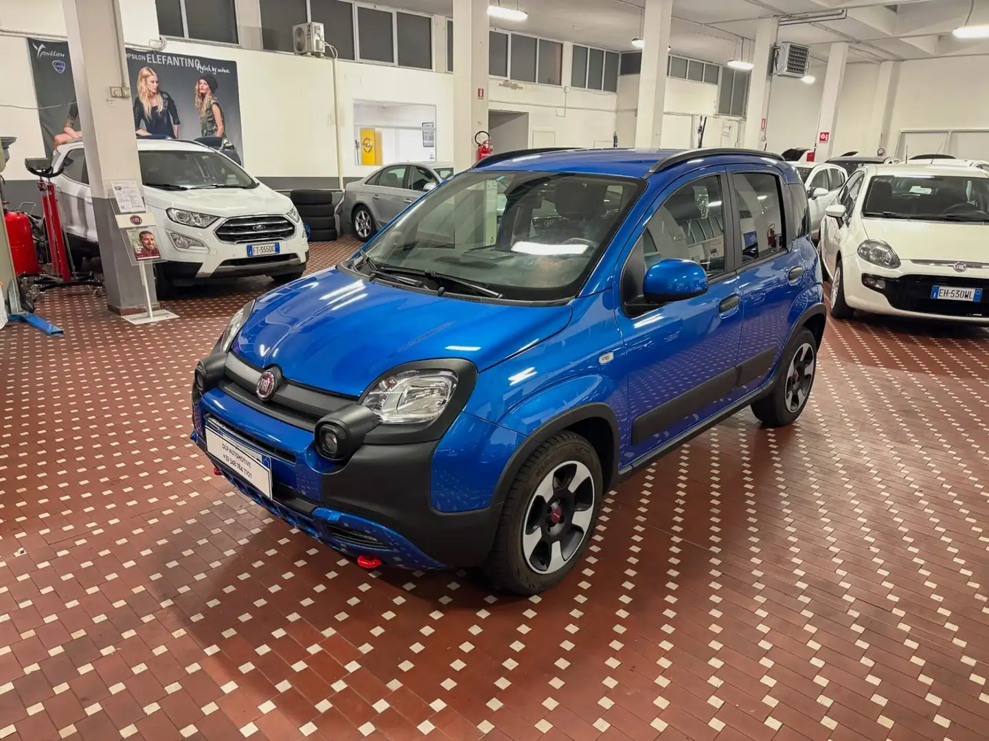 Fiat Panda Panda Cross 1.0 FireFly S&S Hybrid Blau - 1
