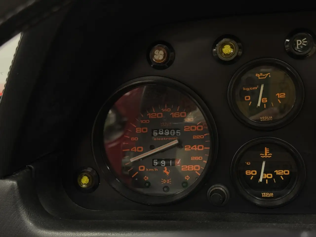 Ferrari 328 GTS, foto 12