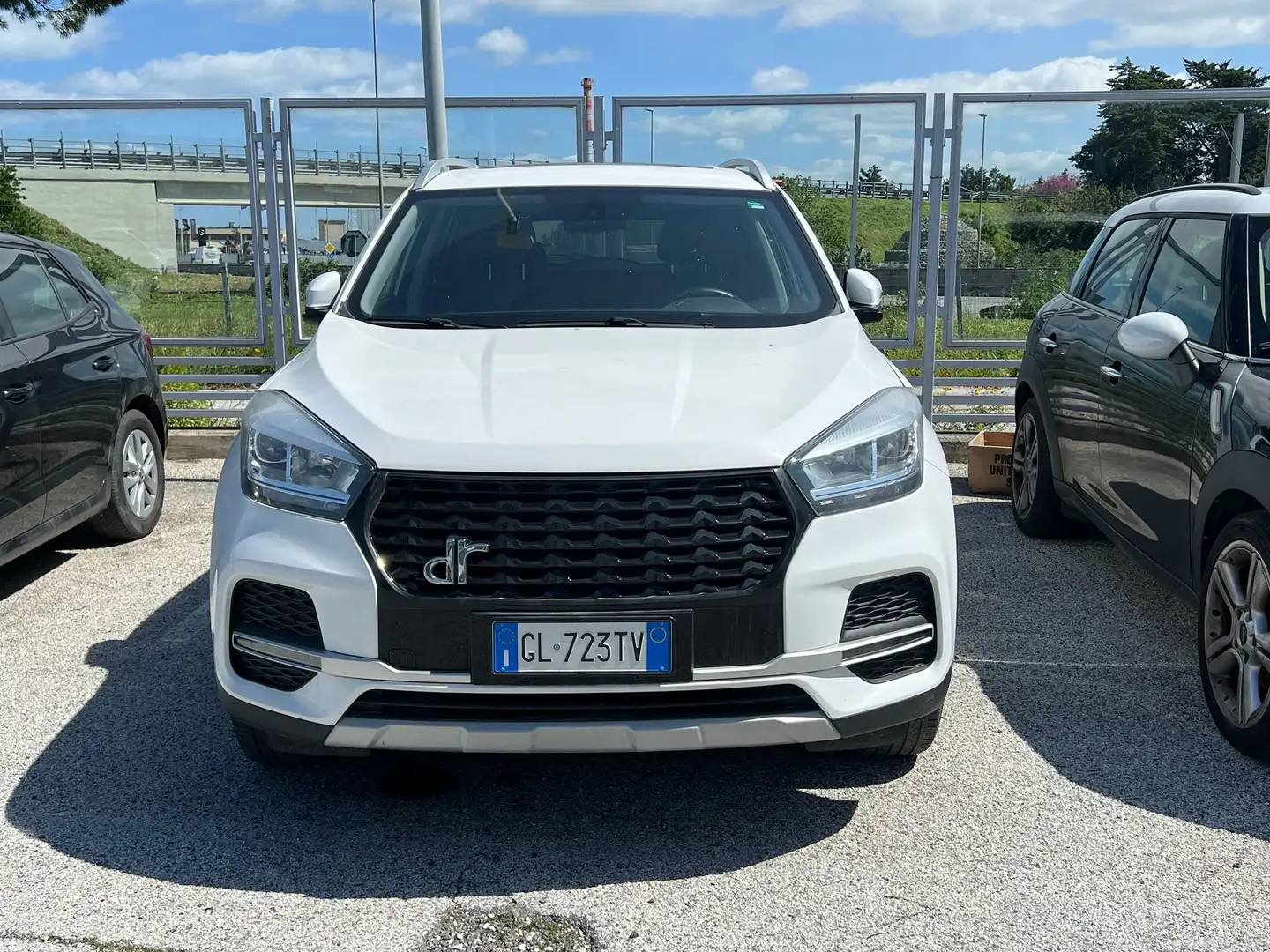 DR Automobiles DR4 1.5 Gpl 114cv Szary - 1