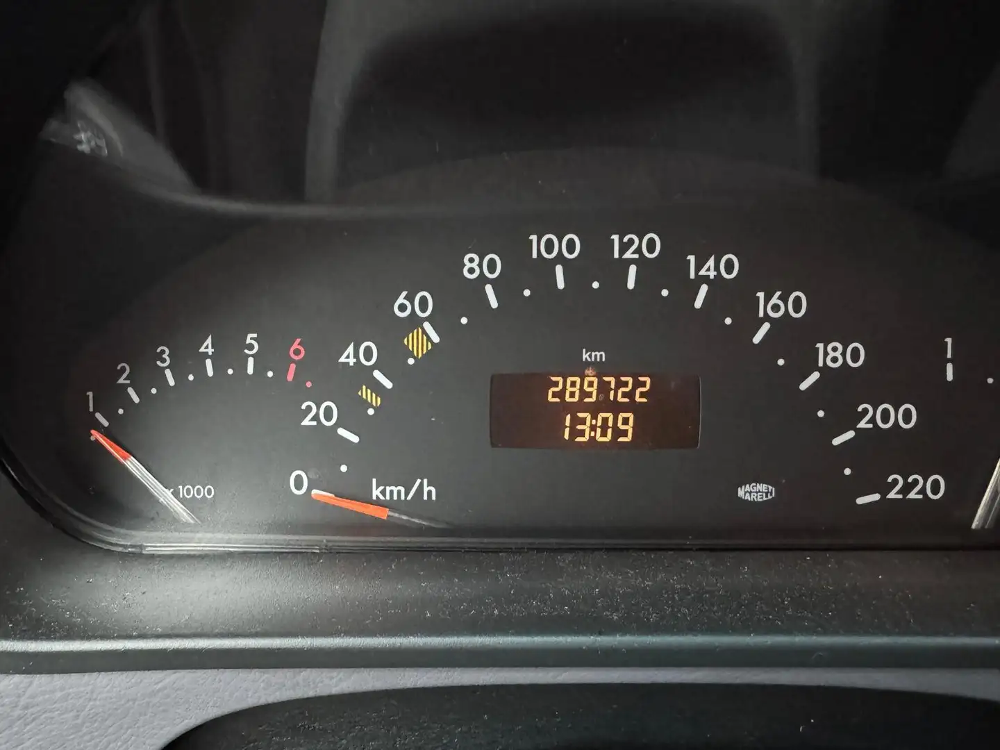 Mercedes-Benz A 140 A-Klasse Classic Silber - 2