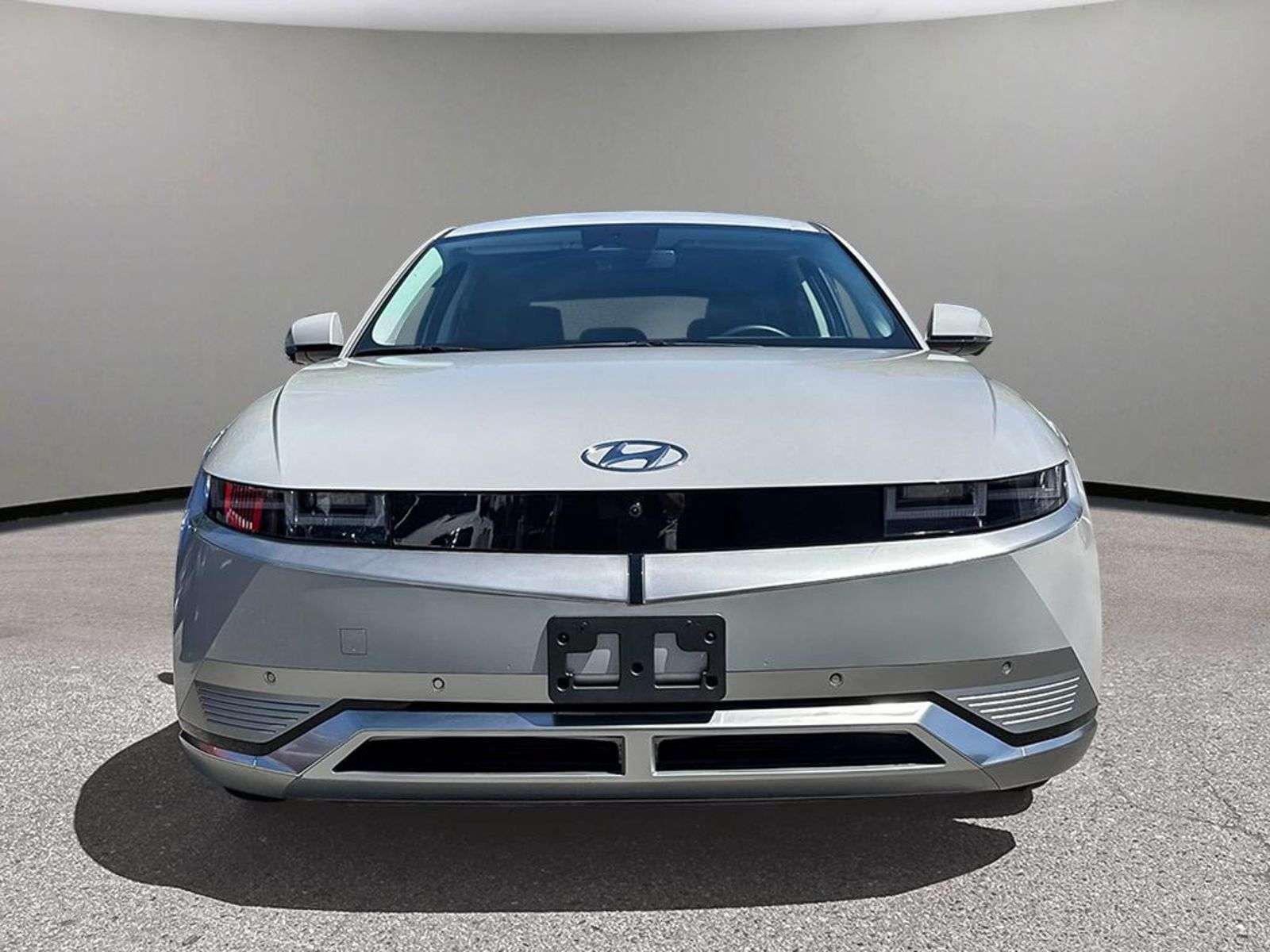 2023 Hyundai IONIQ 5 Preferred + AWD/LEATHER/GLASS ROOF/NAVI/REAR VIEW — снимка 1