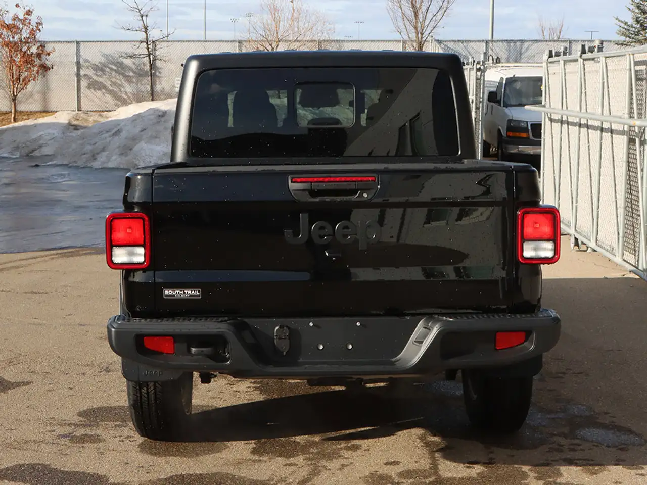 Jeep Gladiator снимка Jeep Gladiator