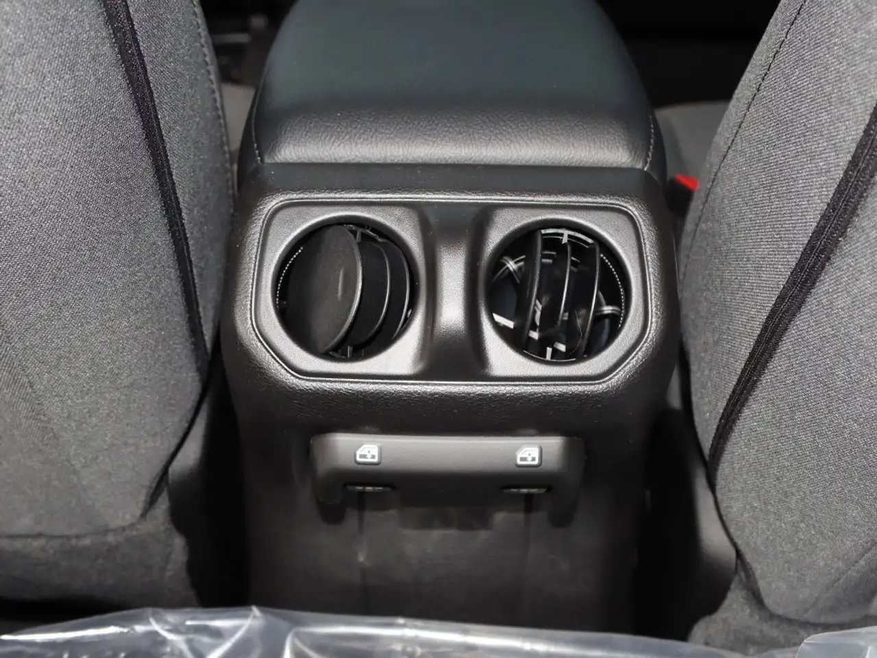 Jeep Gladiator снимка Jeep Gladiator