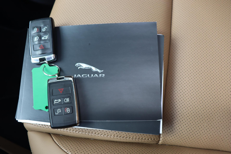Jaguar F-Pace 2.0 P400e PHEV R-Dynamic S org.NL ,schuifdak stuur — photo 29