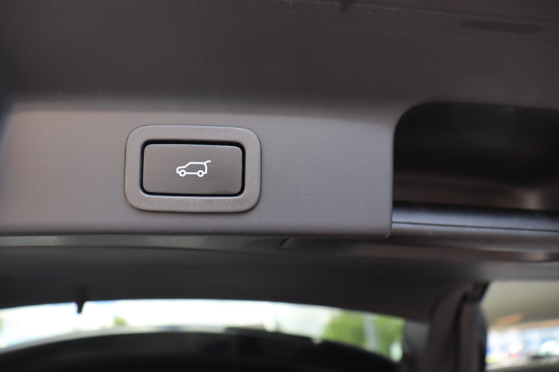 Jaguar F-Pace 2.0 P400e PHEV R-Dynamic S org.NL ,schuifdak stuur — photo 26