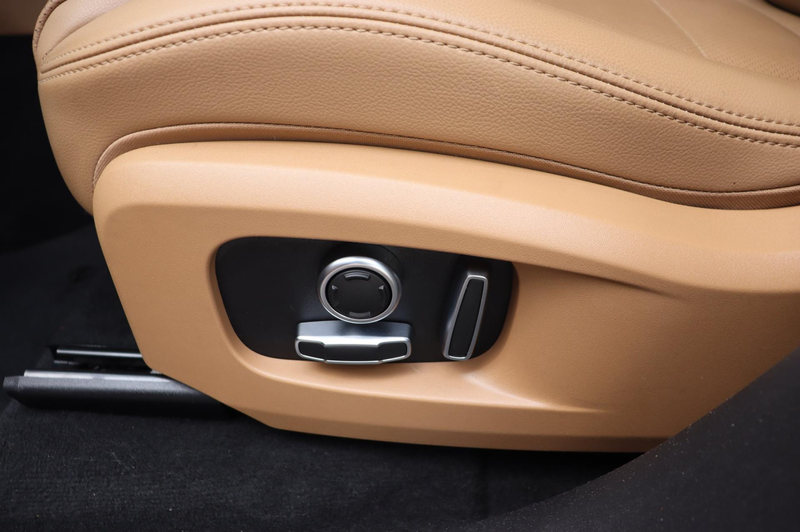 Jaguar F-Pace 2.0 P400e PHEV R-Dynamic S org.NL ,schuifdak stuur — photo 22