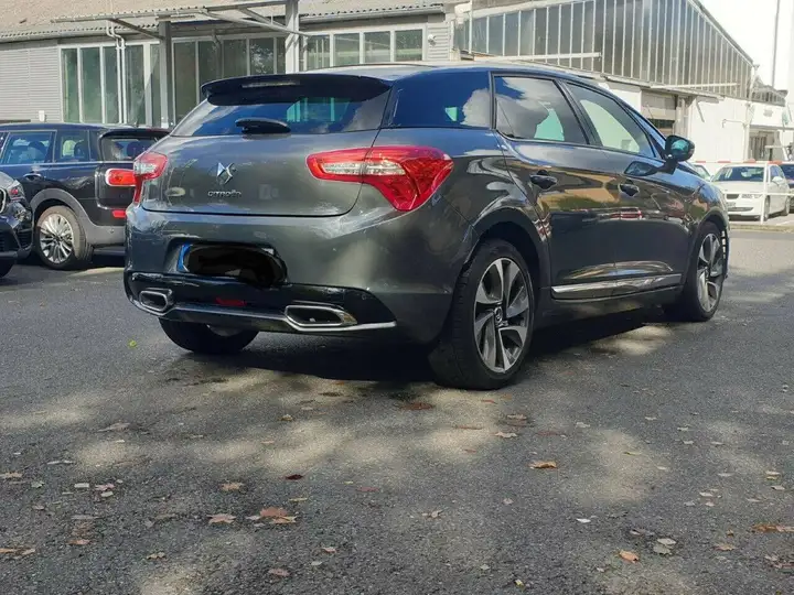 Citroën DS5 DS5 HDi 165 EGS6SoChic – Foto 4