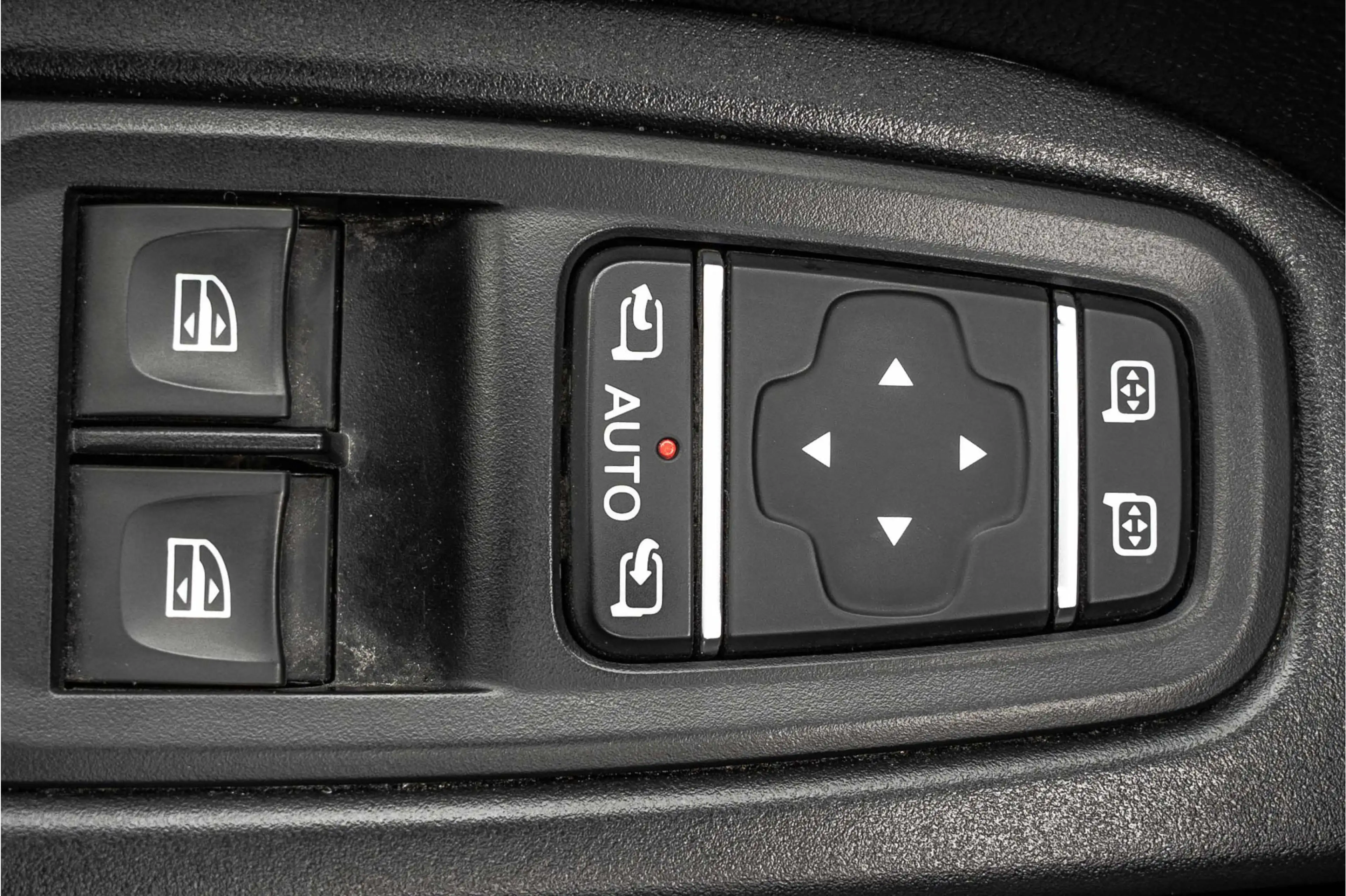 Renault Trafic 2.0 dCi 150 L2H1 | Automaat | 5-Zits | 150 PK | Ca — photo 27