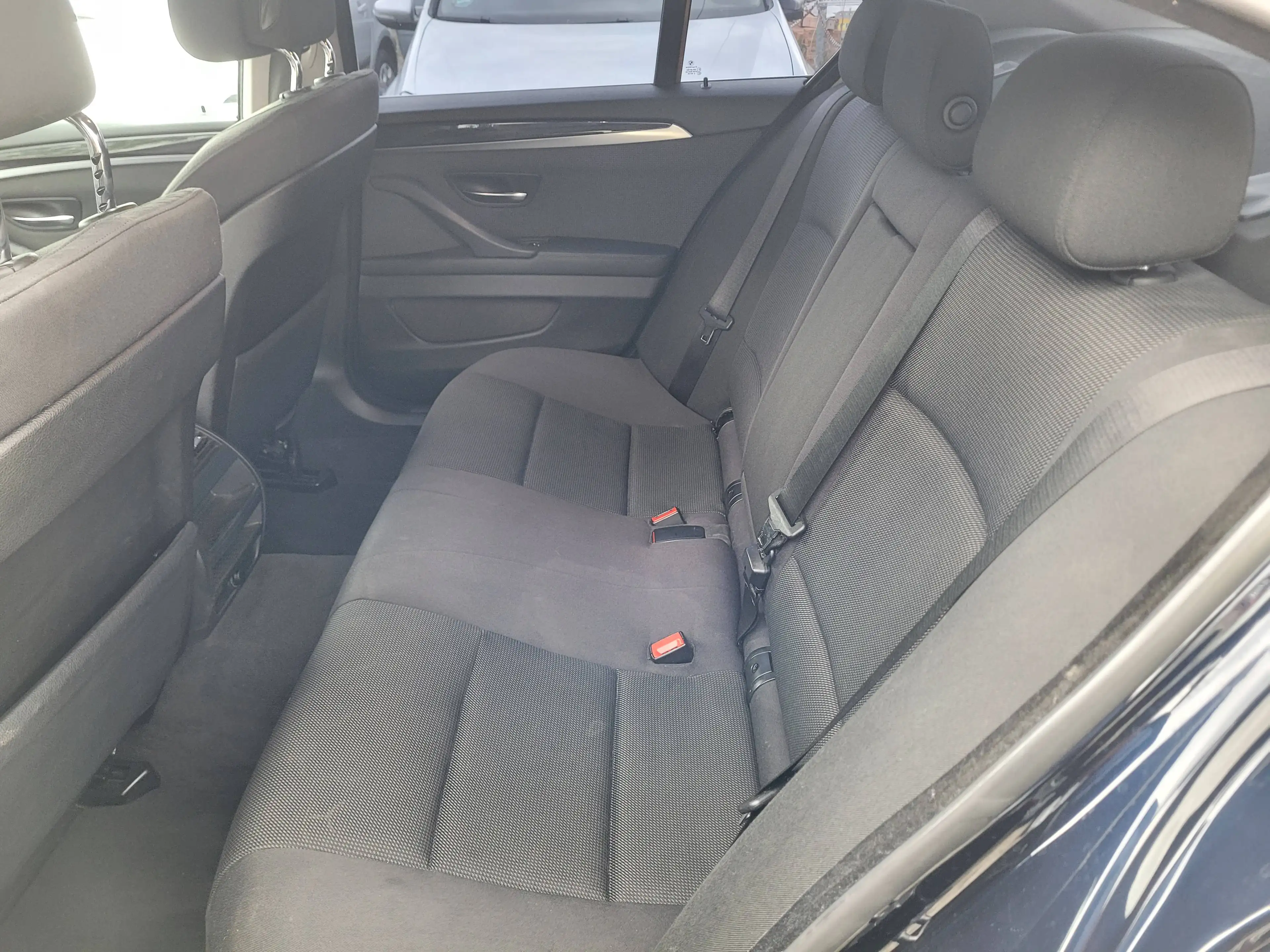BMW 520 520 d Klima — photo 11