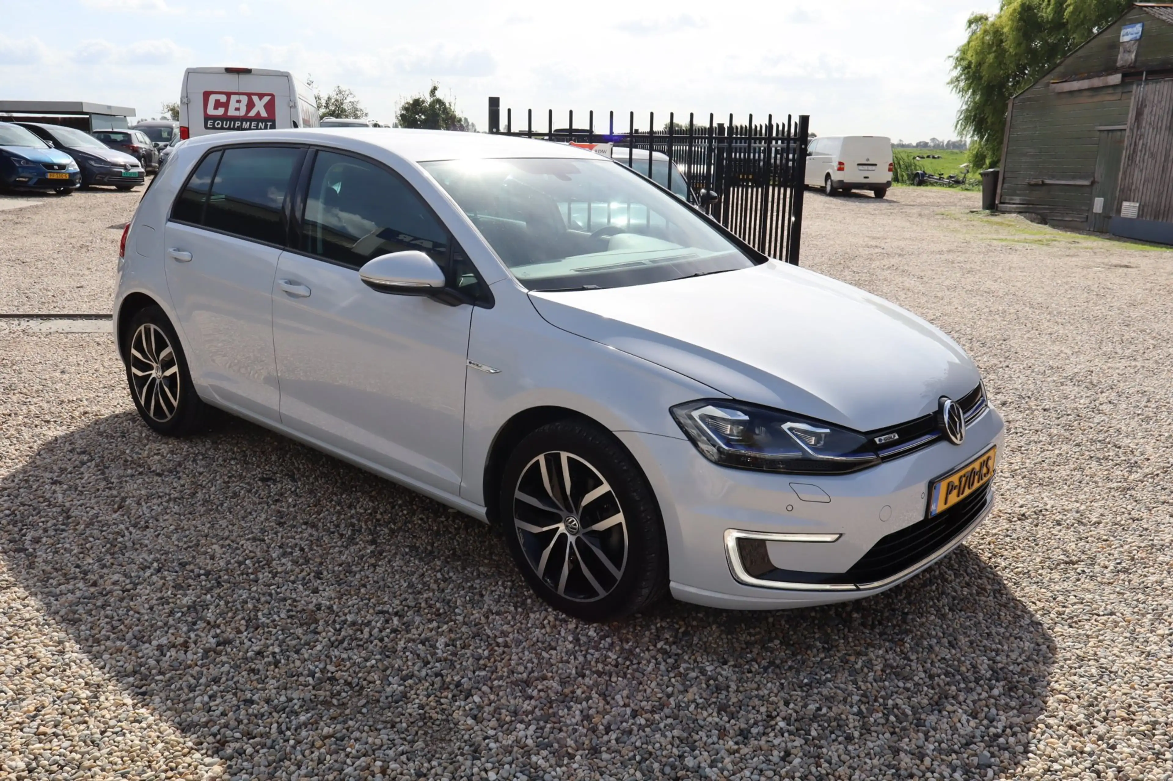 Volkswagen e-Golf E-Golf — photo 3