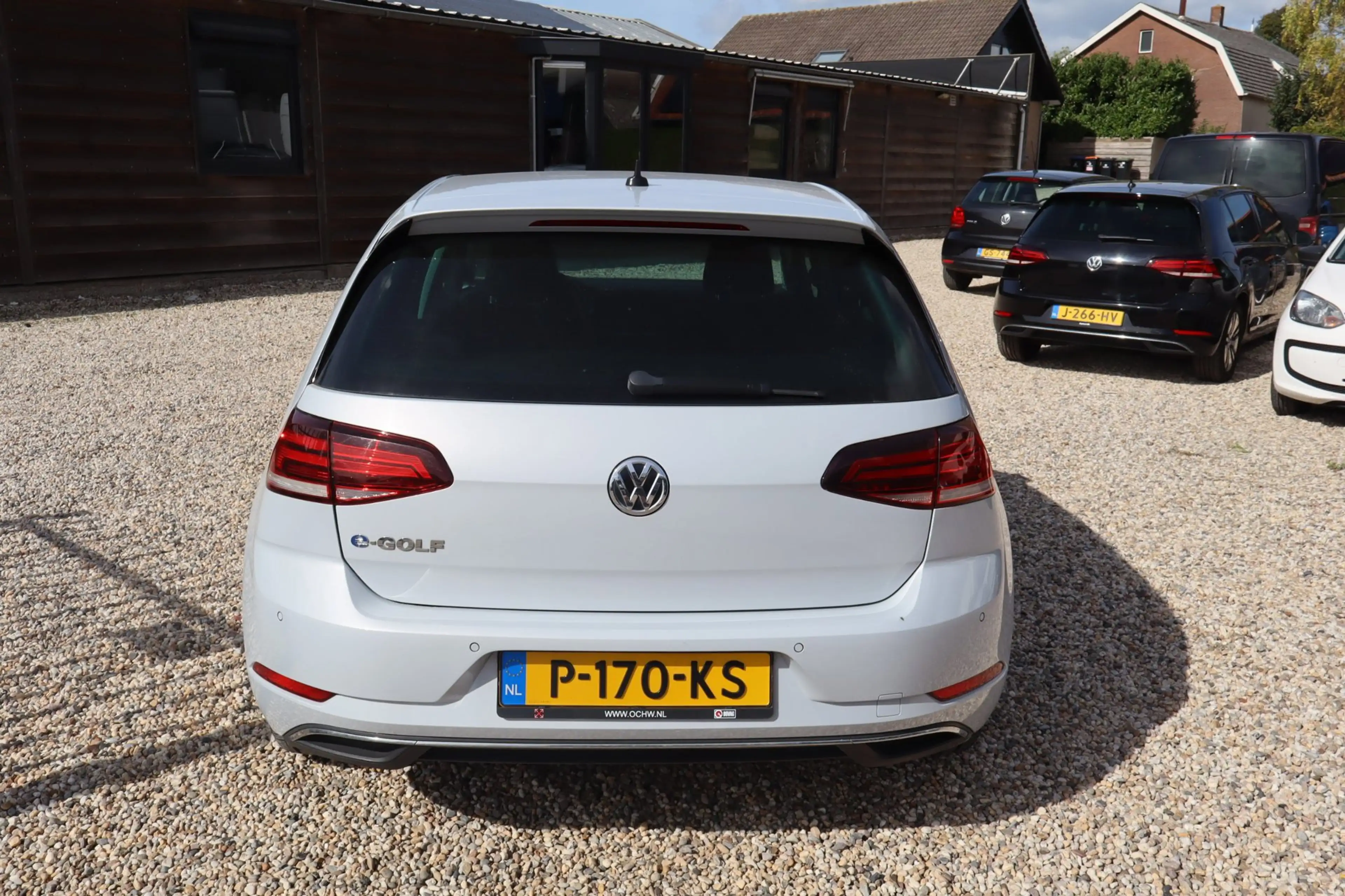 Volkswagen e-Golf E-Golf — photo 8