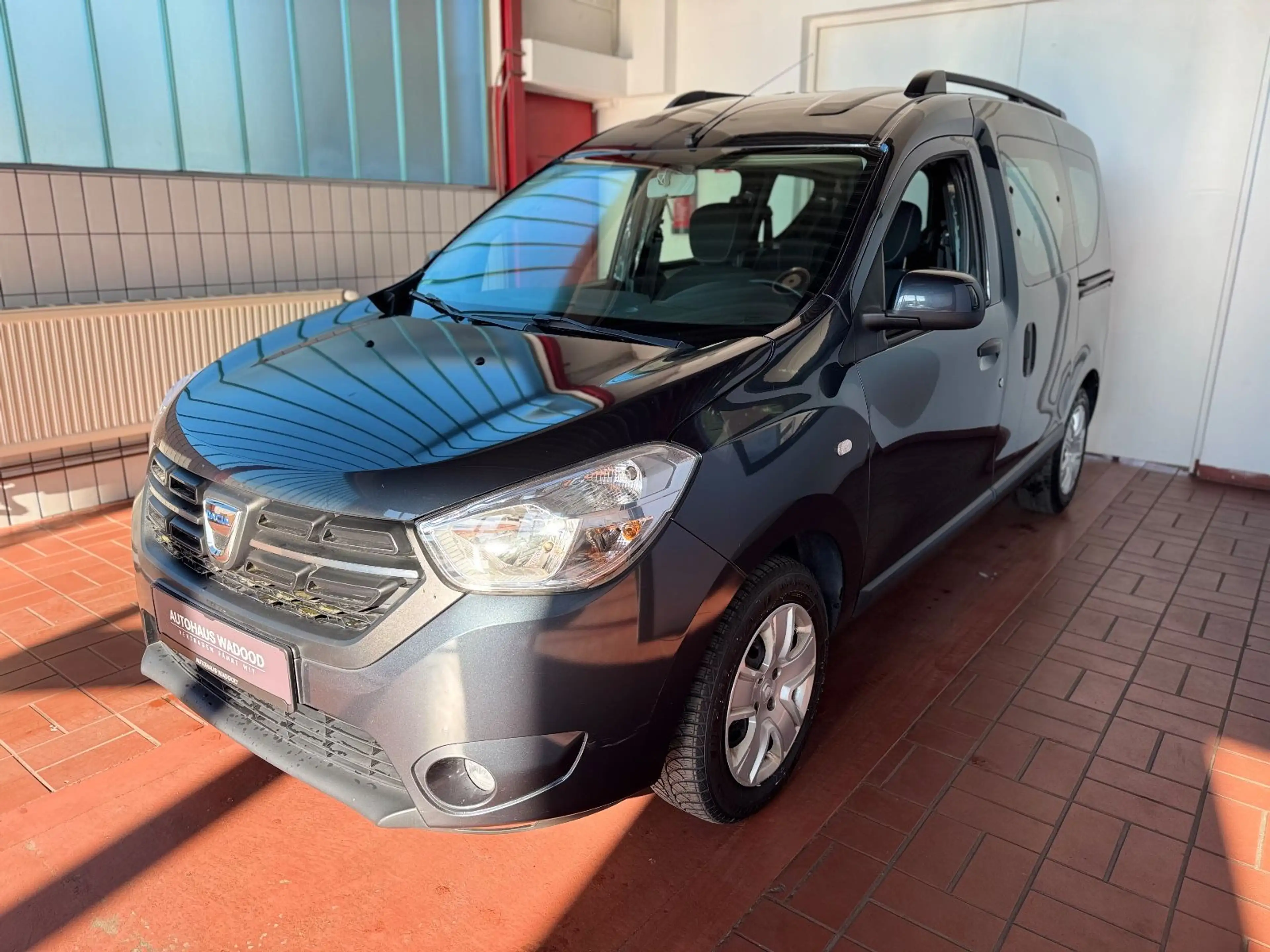Dacia Dokker 1.2 TCE Comfort/2.Hd/Kamera/Shz/TÜVNeu — photo 3