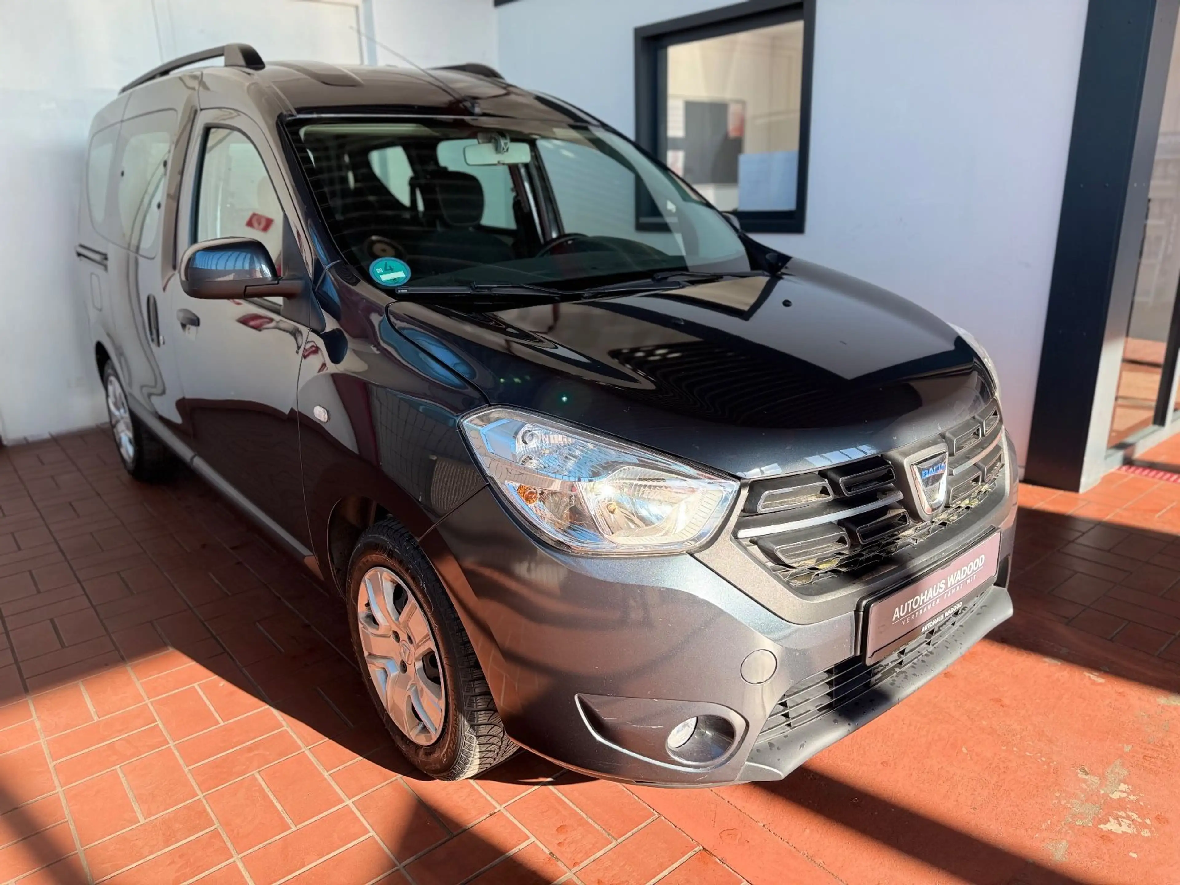 Dacia Dokker 1.2 TCE Comfort/2.Hd/Kamera/Shz/TÜVNeu