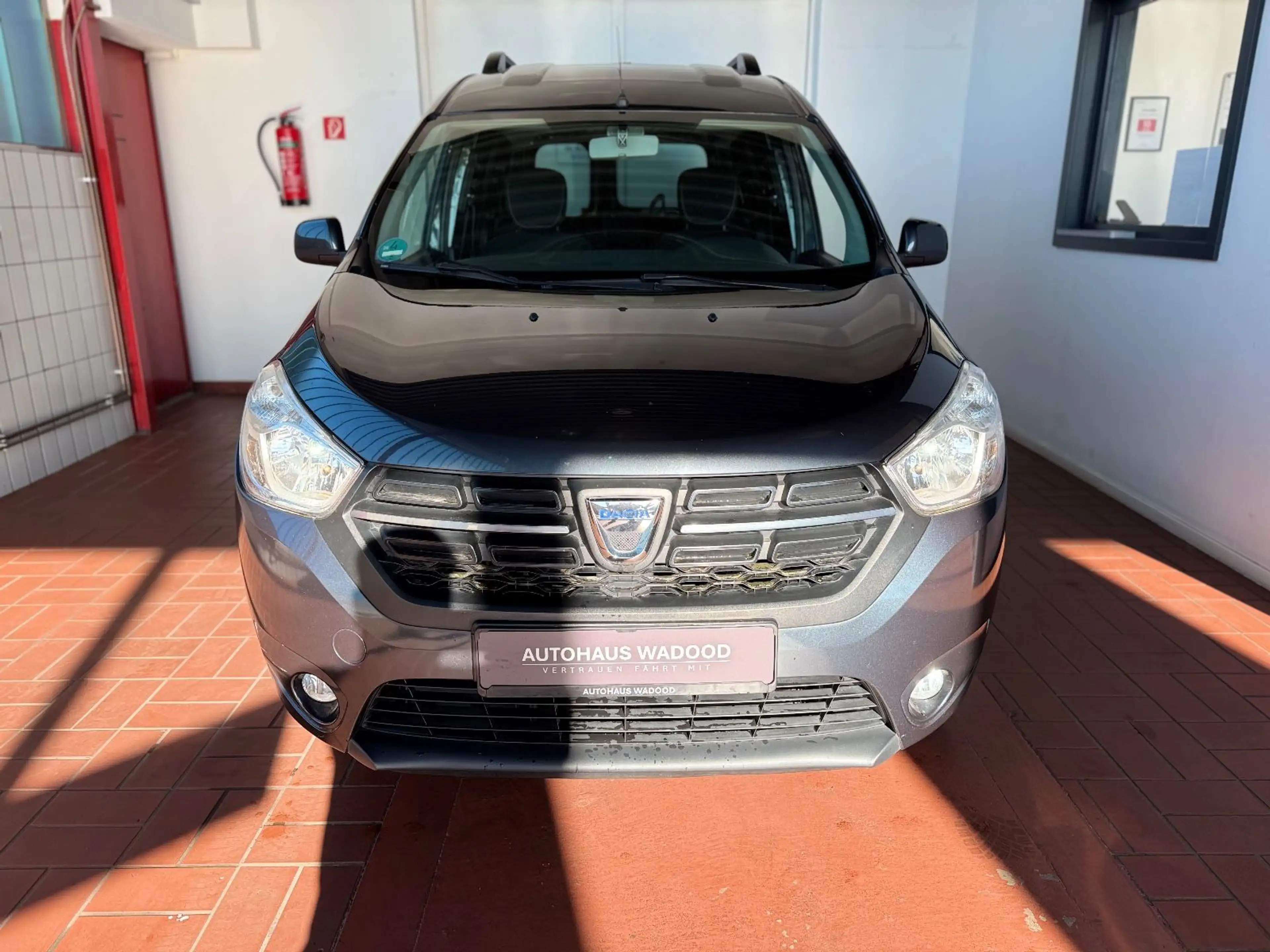 Dacia Dokker 1.2 TCE Comfort/2.Hd/Kamera/Shz/TÜVNeu — photo 2
