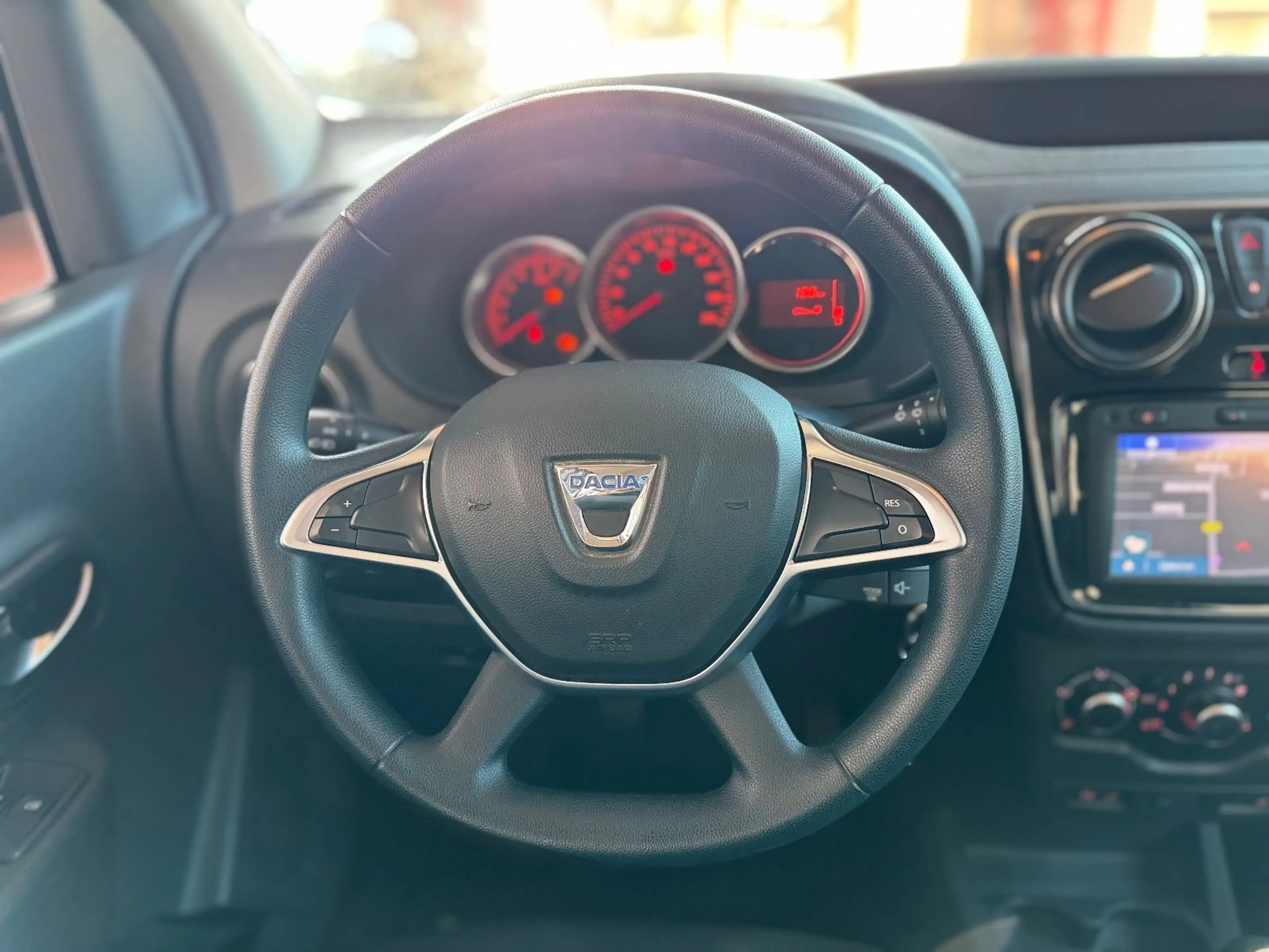 Dacia Dokker 1.2 TCE Comfort/2.Hd/Kamera/Shz/TÜVNeu — photo 12