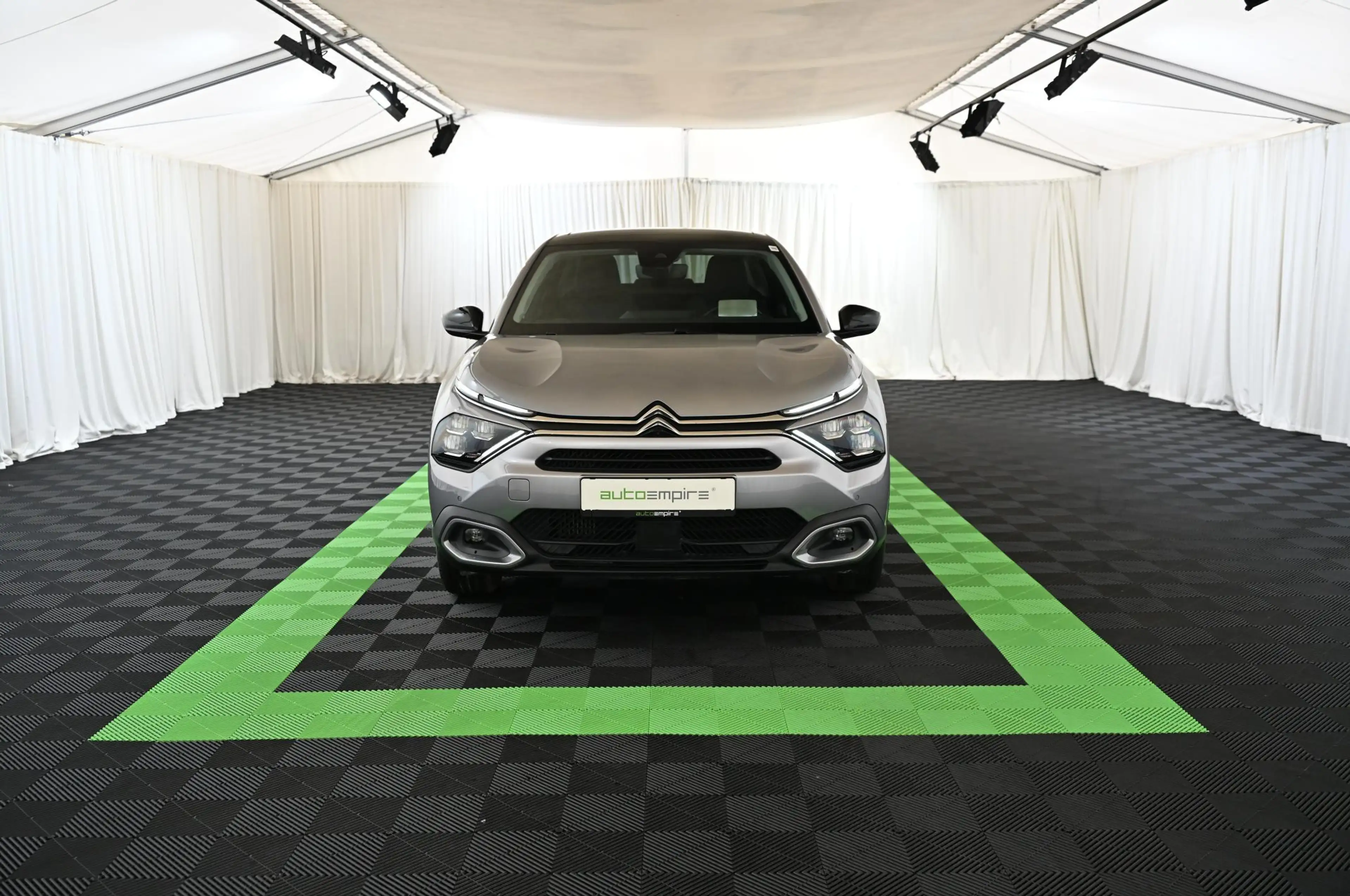 Citroen C4 X 1.2 PT EAT8 130 MAX LED/NAV/SOUND/PANO/H-UP/18 — photo 3