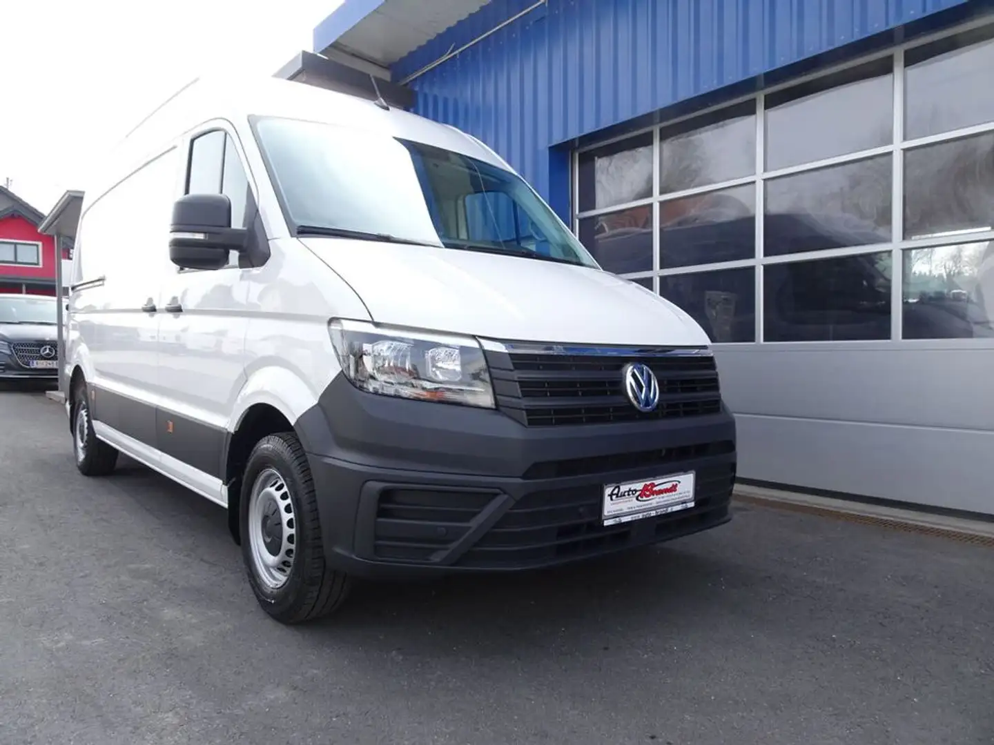 Volkswagen Crafter 35 Kastenwagen 2,0 TDI L3H3 / AHK 3500 KG Weiß - 2